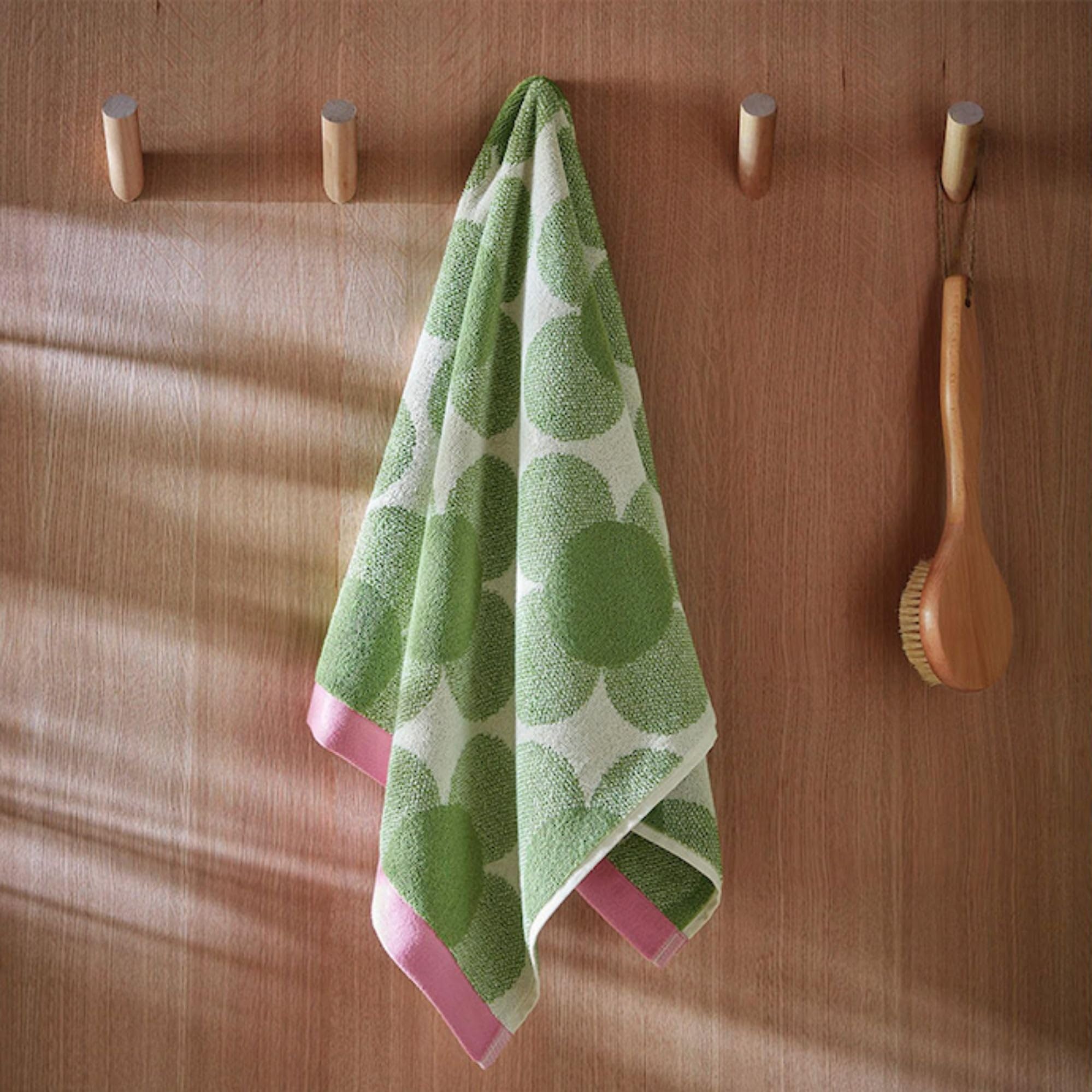Orla Kiely Retro Flower Bath Sheet – Clover Cotton Towel, 100x150cm