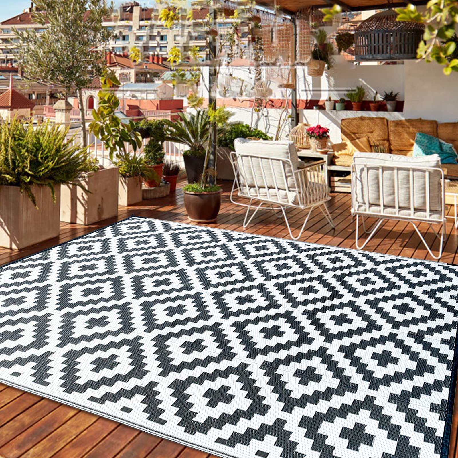 CHOSHOME Reversible Outdoor Rug – 150x240cm Waterproof Recycled Garden Mat