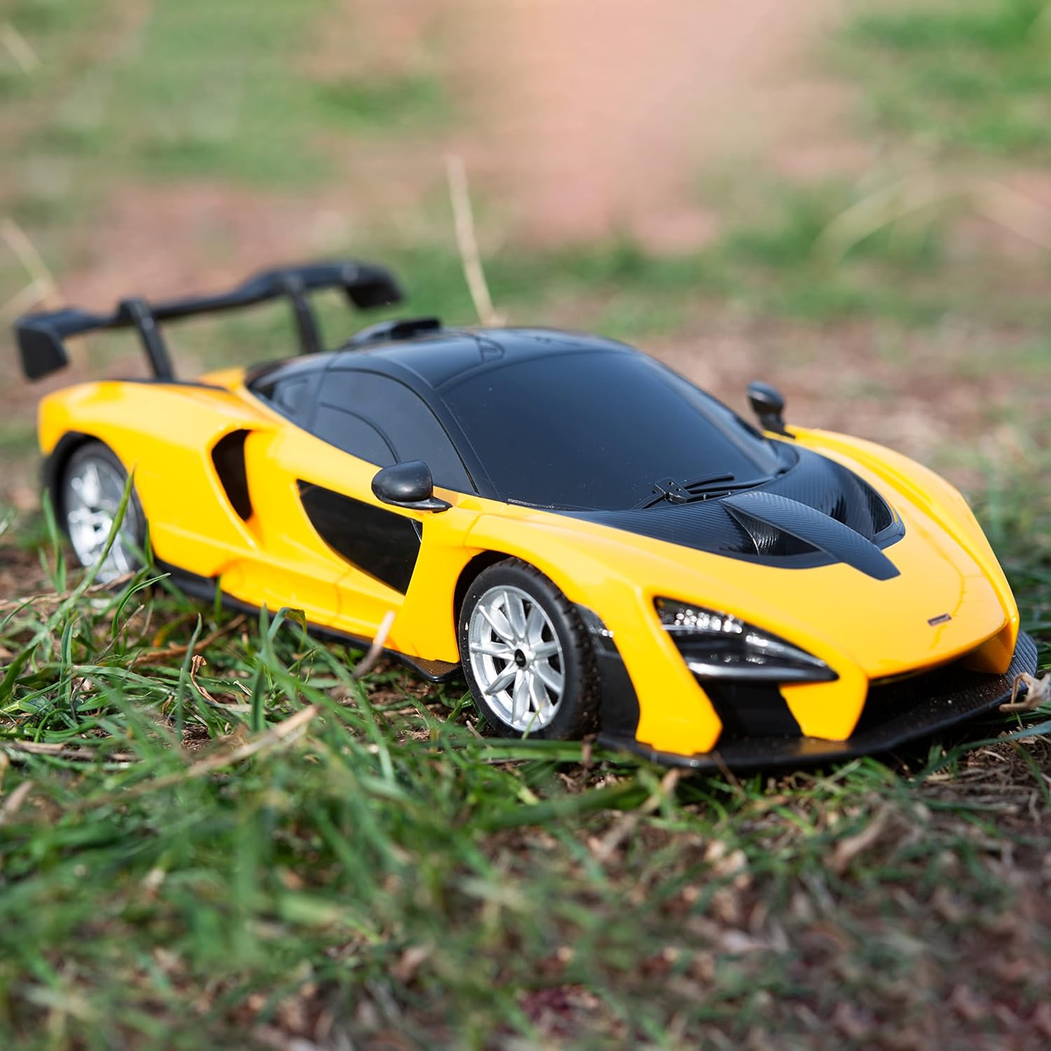 McLaren Senna Remote Control Car – 1:24 Scale RC Model Toy by Snaps