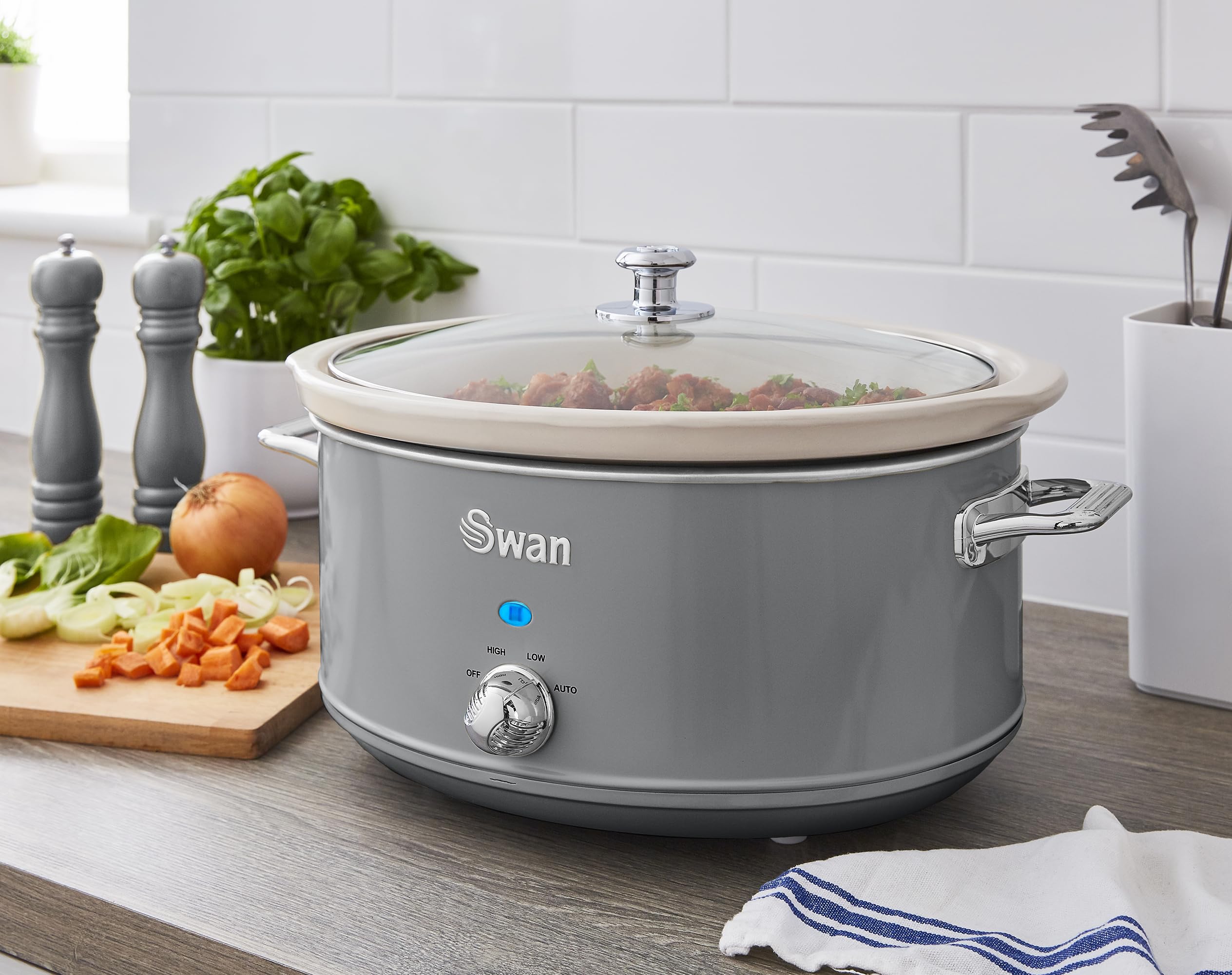 Swan Retro Slow Cooker | 6.5L Ceramic Pot with Keep Warm - Grey