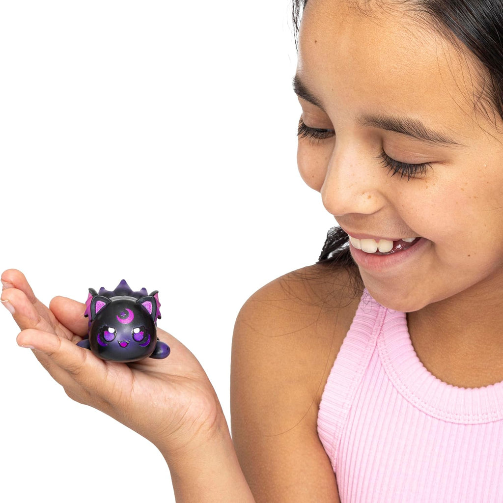 Aphmau MeeMeow Mystery Figures – Series 7 Elemental Blind Box Cat