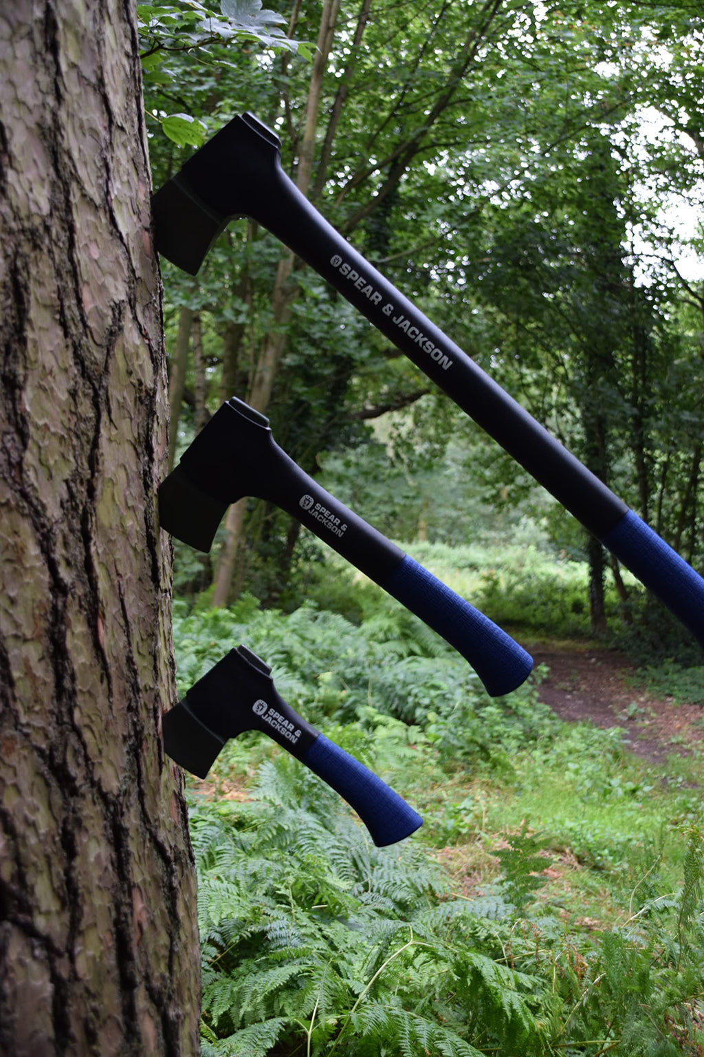 Spear & Jackson 0.6kg Carbon Steel Cutting Axe | Fibreglass Handle