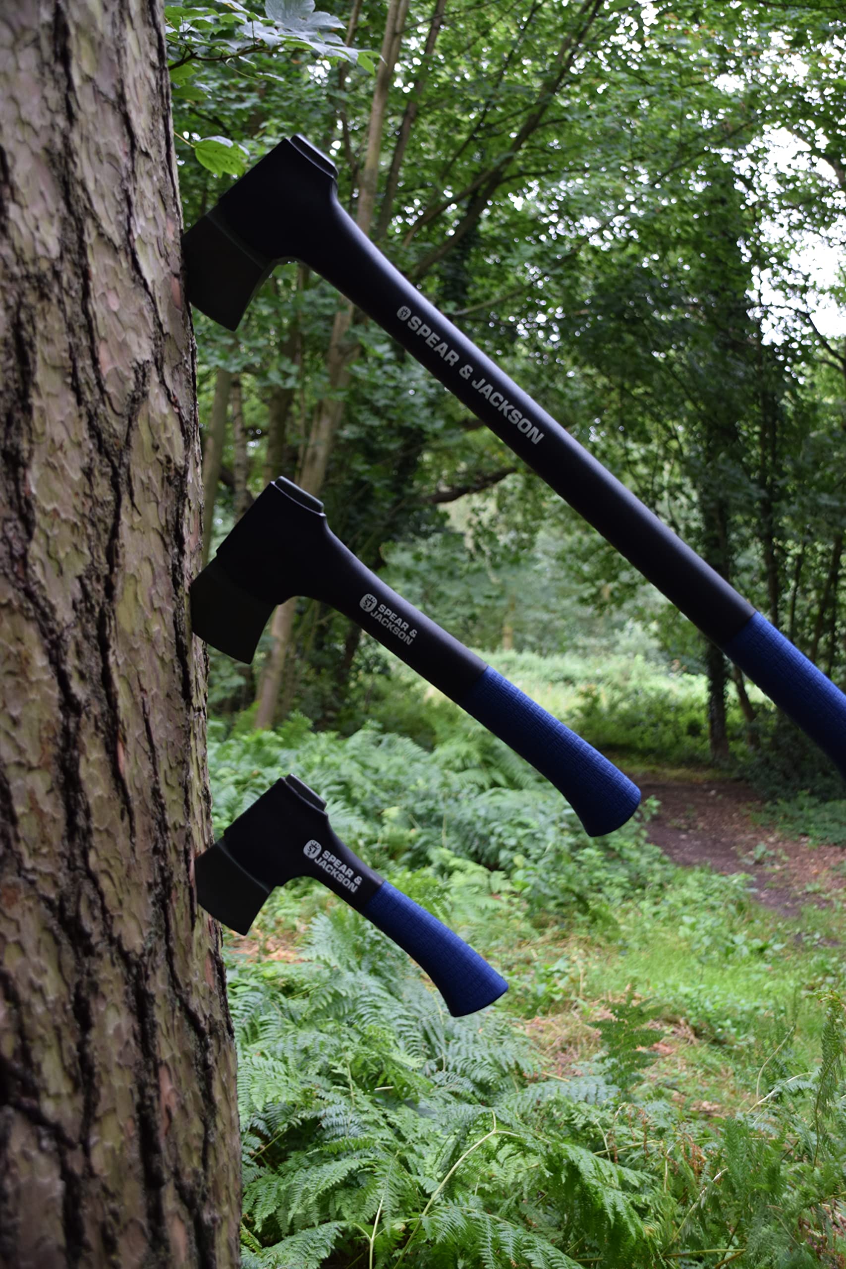 Spear & Jackson 0.6kg Carbon Steel Cutting Axe | Fibreglass Handle