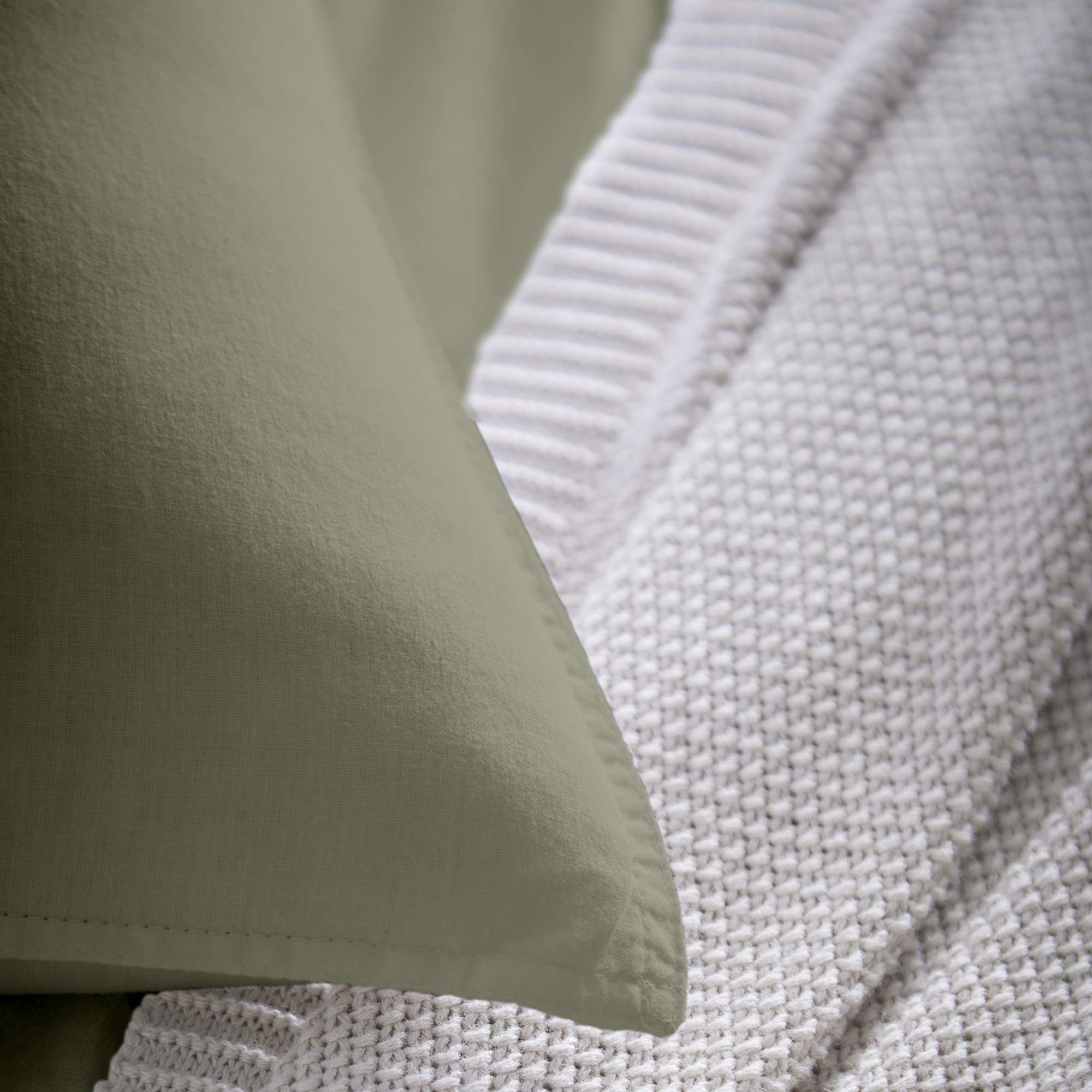 Appletree Dark Green 100% Cotton Duvet Cover Set | Super King Bedding