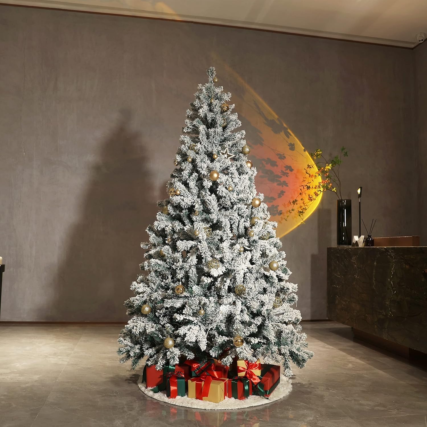 Massive Discounts 6FT Snow Flocked Artificial Christmas Tree | 850 Tips