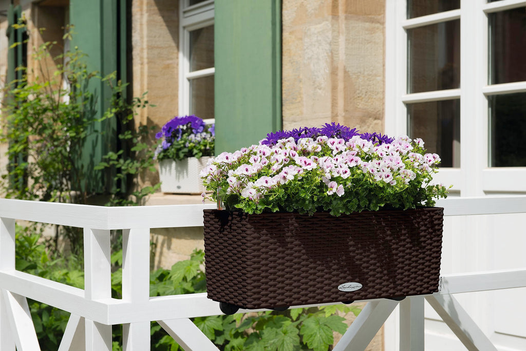 Lechuza BALCONERA Cottage 50 Self-Watering Rattan Planter – White