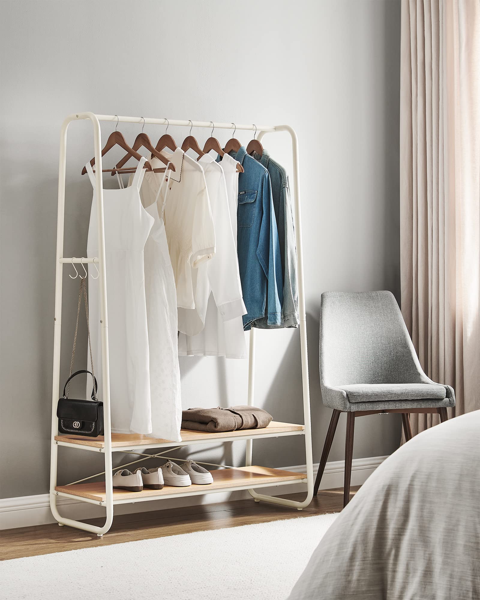 VASAGLE Clothes Rail – Steel Frame Rack with 2 Shelves, Oak & Cream White