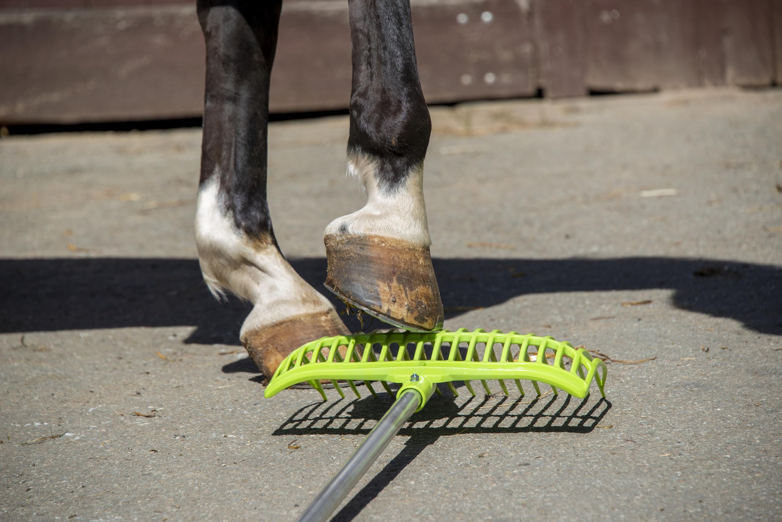 horizont Sweden Manure Fork – Durable Polycarbonate 18-Prong Rake, Green