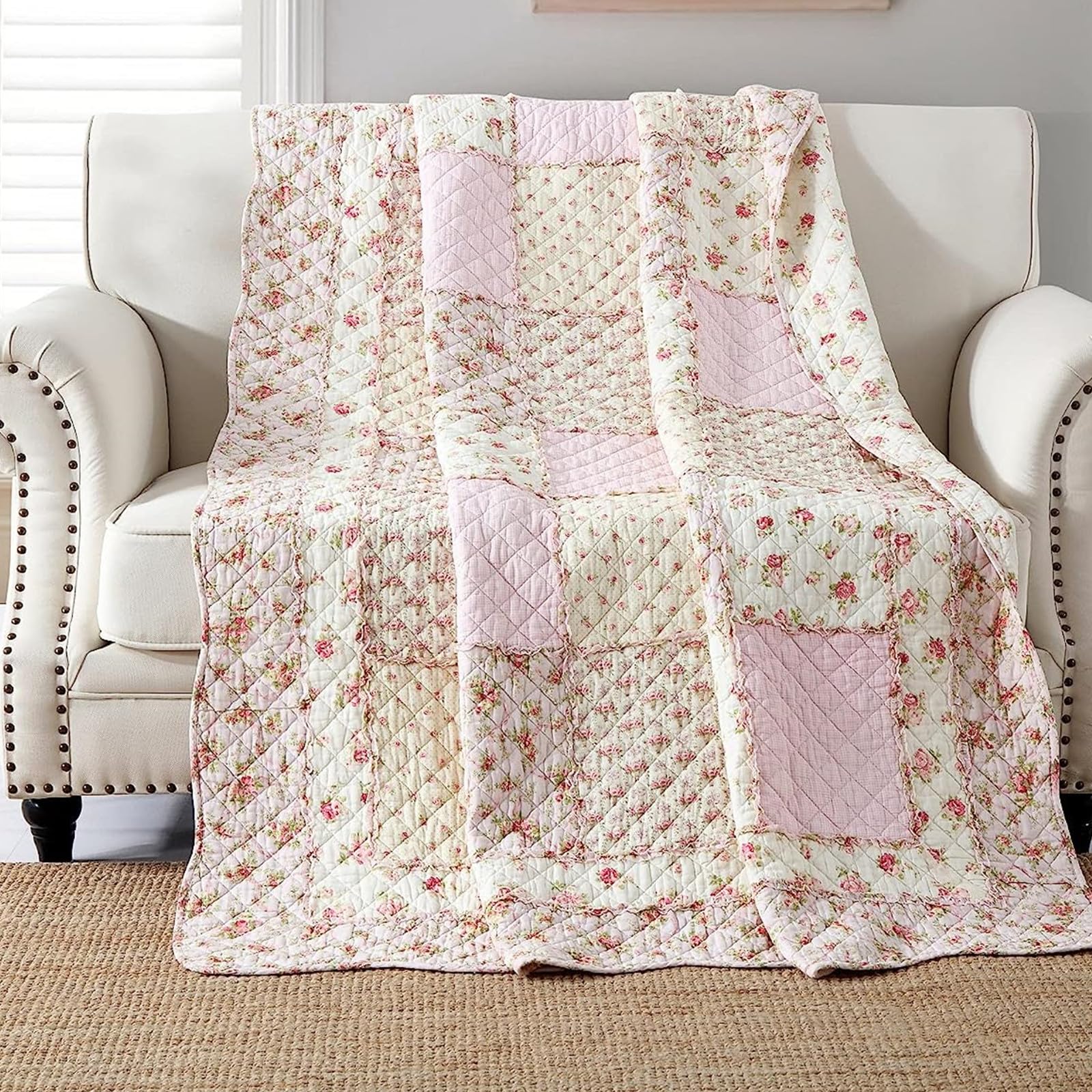 Qucover Pink Floral Patchwork Quilt – 100% Cotton Single Bedspread 150x200cm