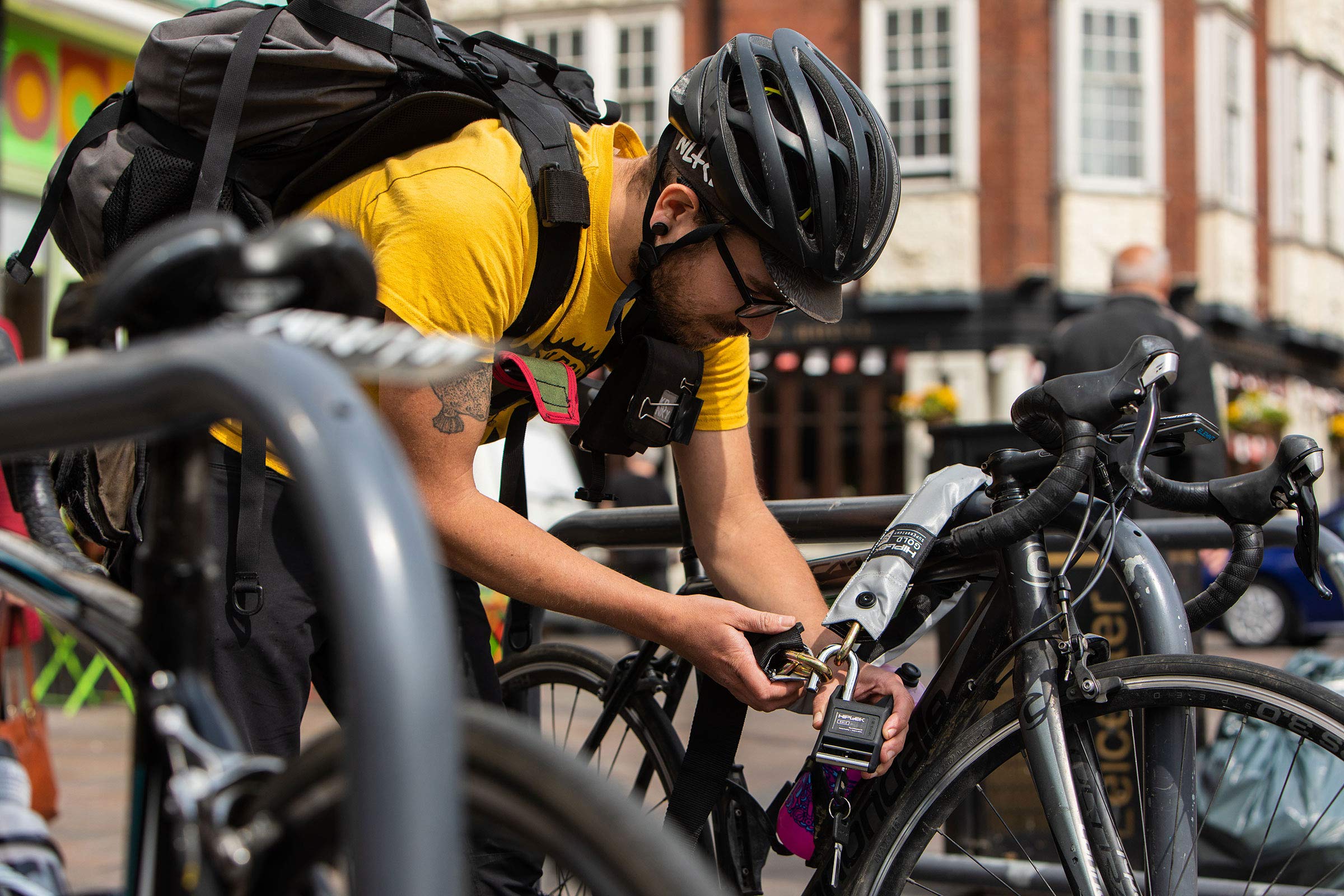 Hiplok Gold Wearable Bike Chain Lock – Superbright Hi-Vis 85cm Chain