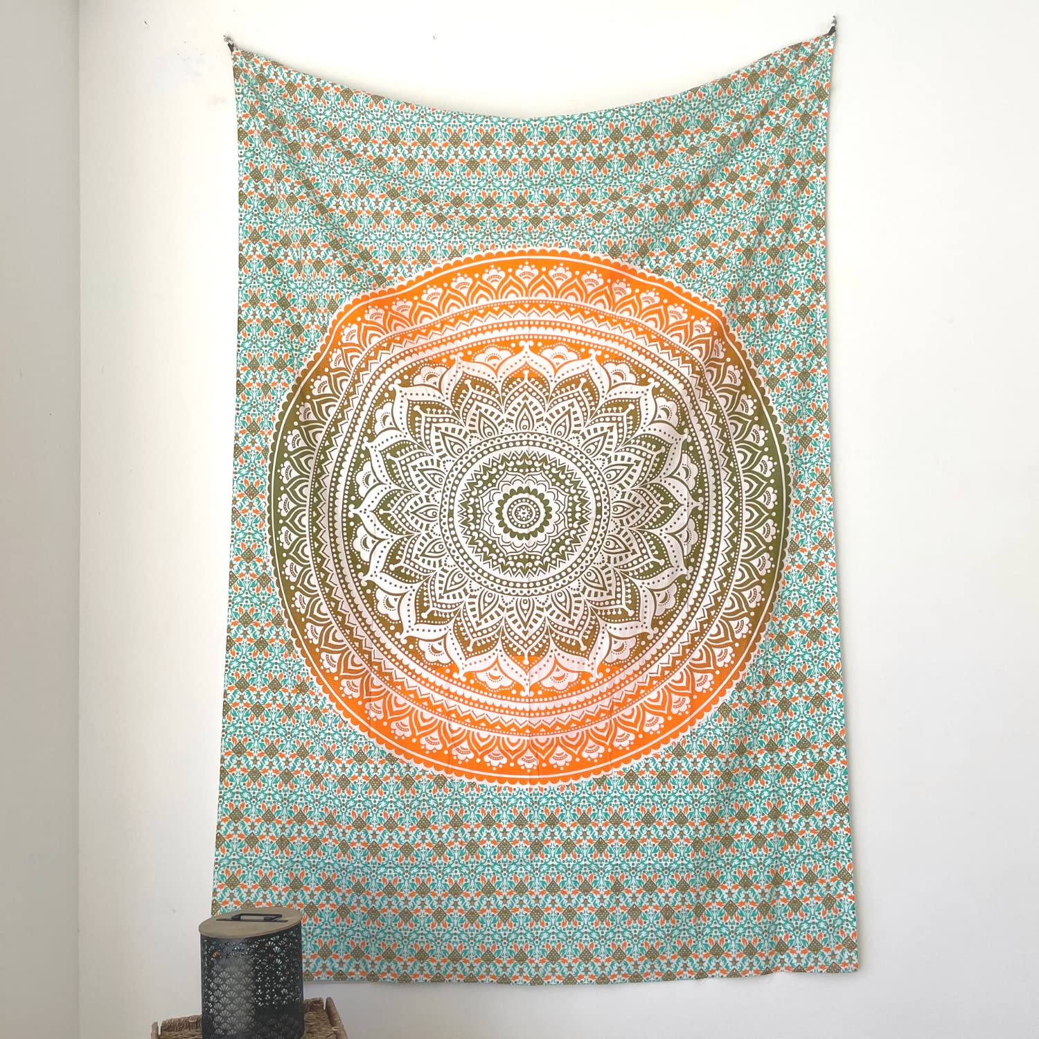 MOMOMUS Sand-Free Beach Towel – Large Mandala Boho Blanket, 135x210cm