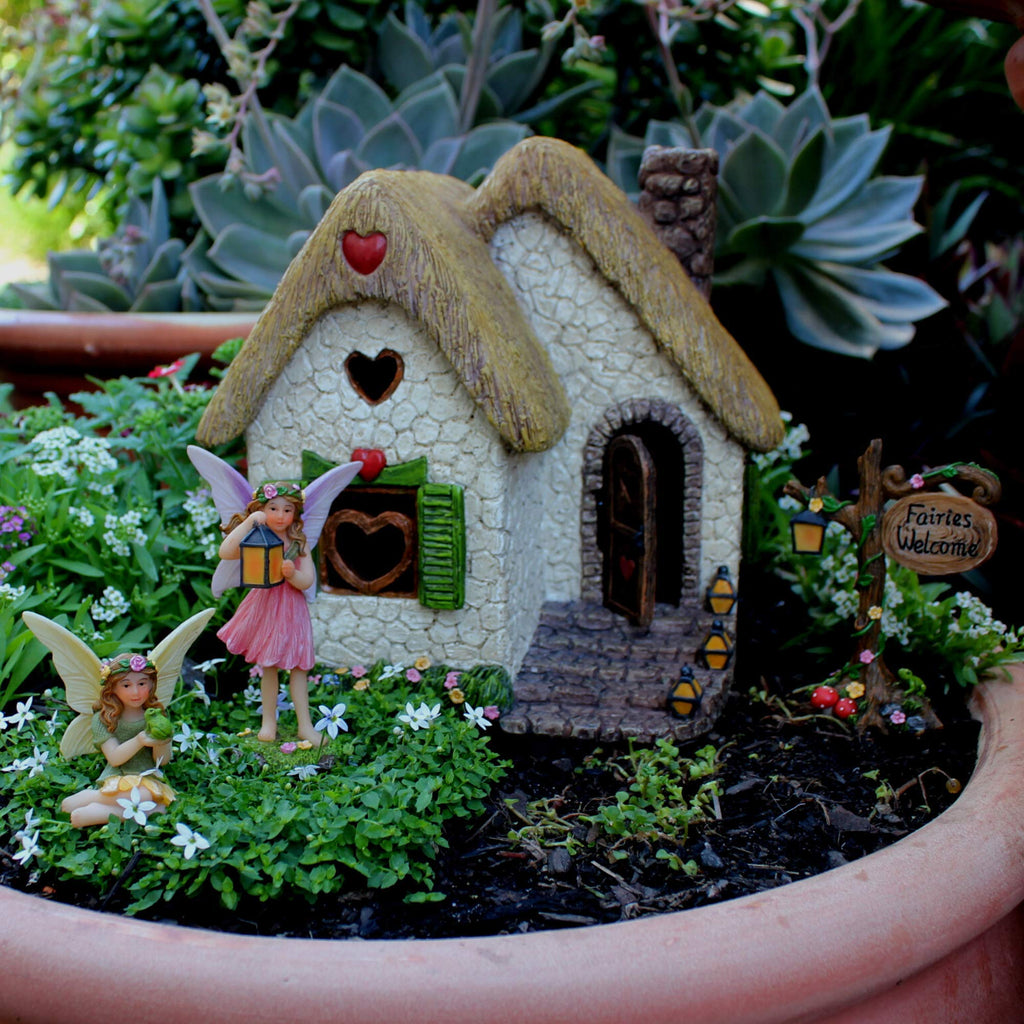 PRETMANNS Fairy Garden Kit – Miniature Fairy House with 2 Fairy Figures