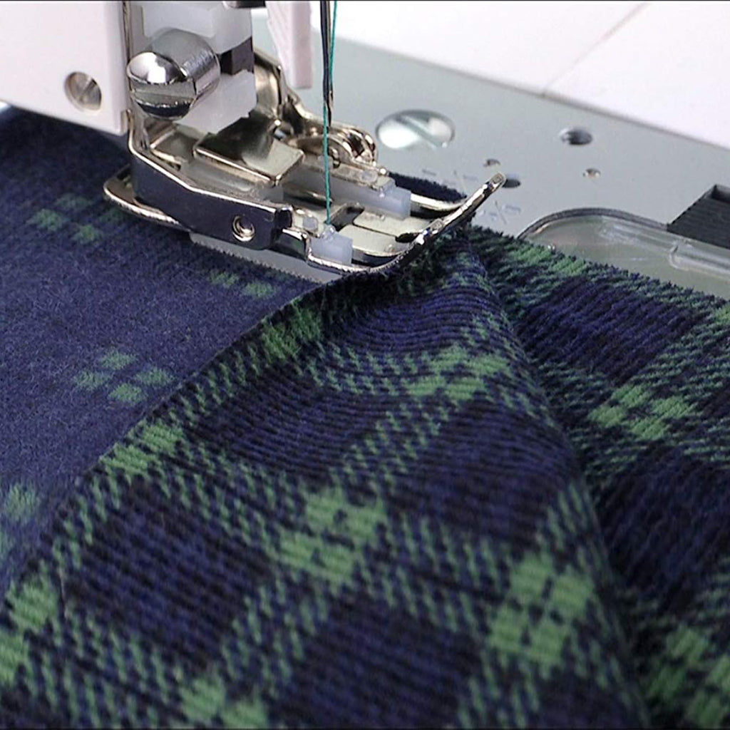 SINGER Even Feed Walking Presser Foot for Quilting and Heavy Fabrics