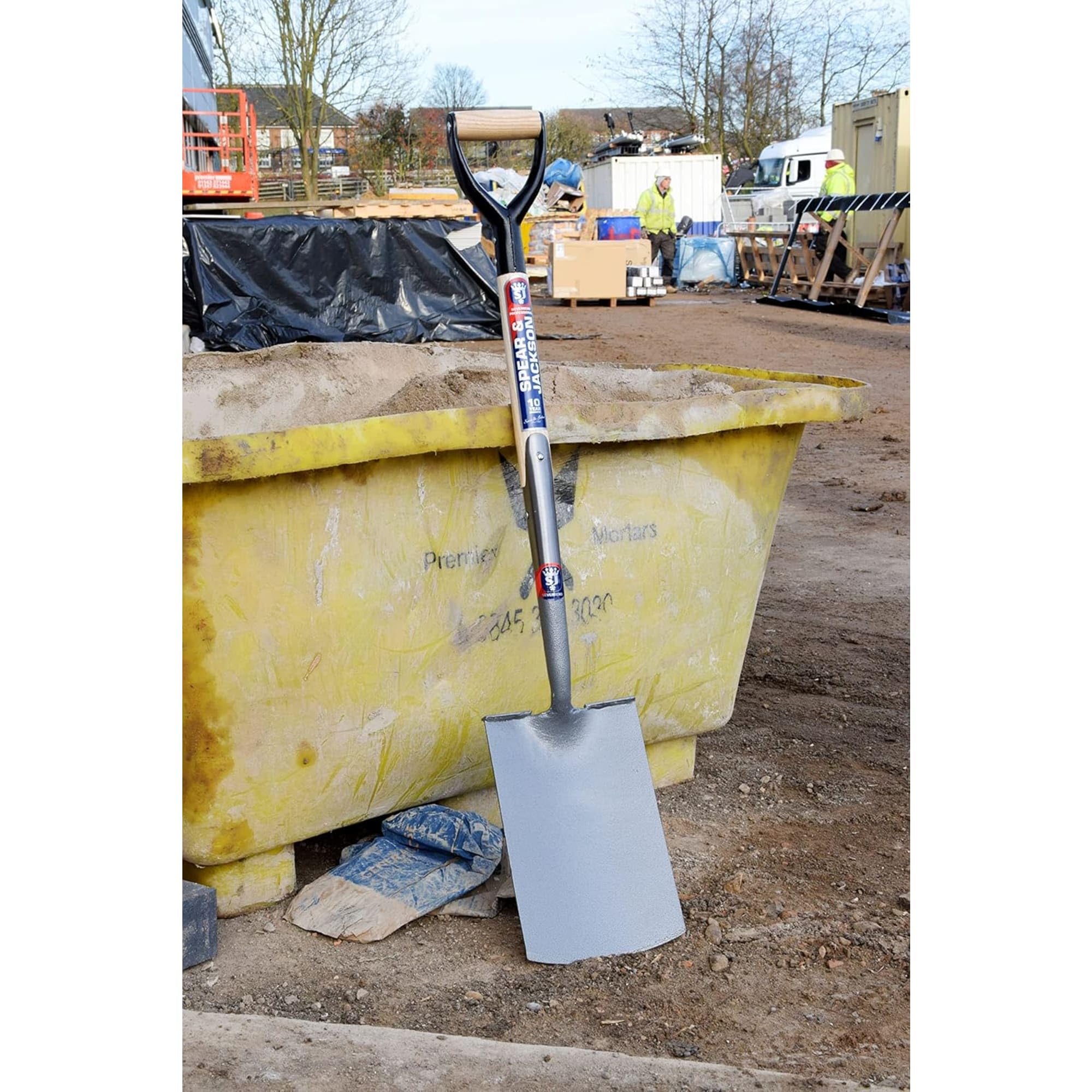 Spear & Jackson Neverbend Professional Carbon Steel Digging Spade