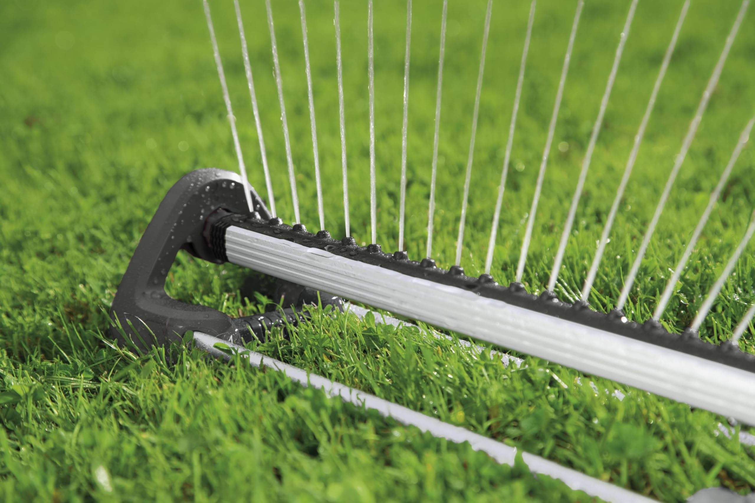 Gardena Aqua M Oscillating Sprinkler – Rectangular Lawn Watering