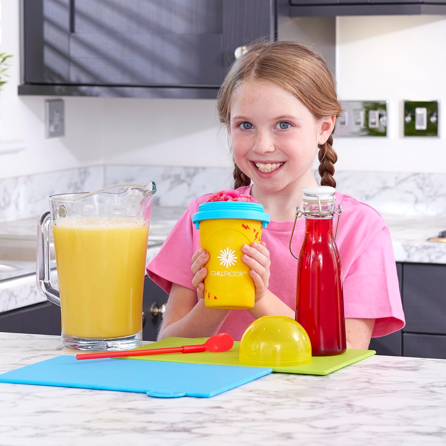ChillFactor Colour Shock Slushy Maker – Rapid Freeze Reusable Cup in Pink