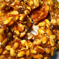 Tingo Peanut Brittle – 1kg Bulk Nut Clusters and Toffee Confectionery