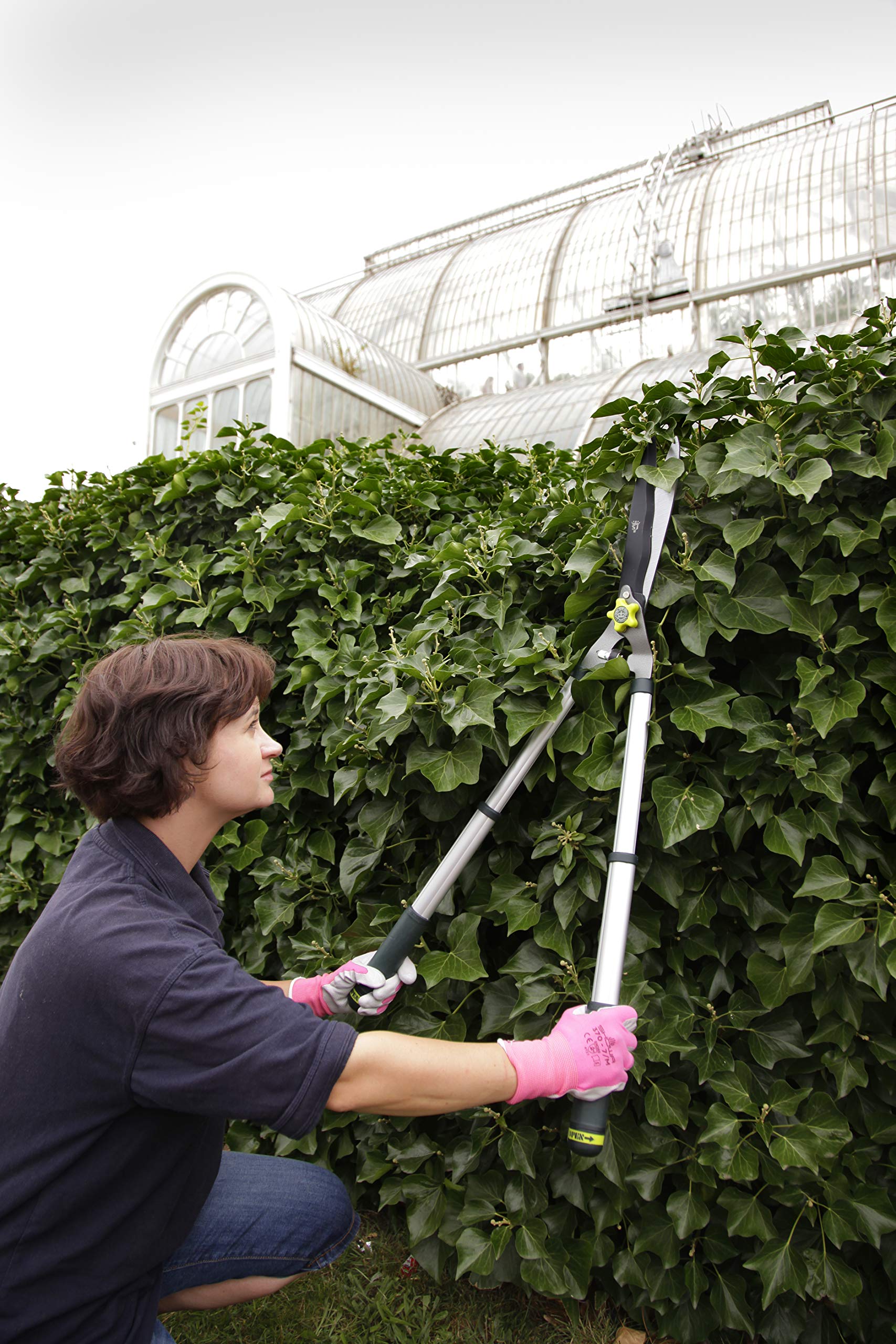Spear & Jackson Kew Gardens Telescopic Hedge Shears – Aluminium