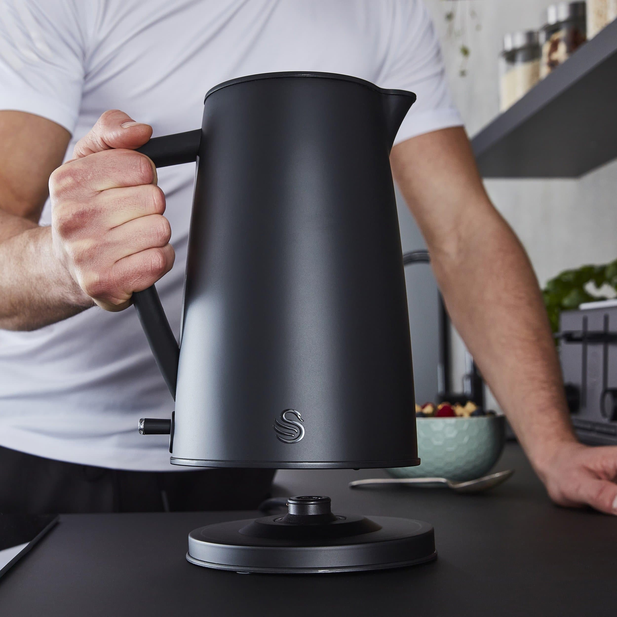 Swan Stealth Jug Kettle – 1.7L Rapid Boil 3000W – Matte Black