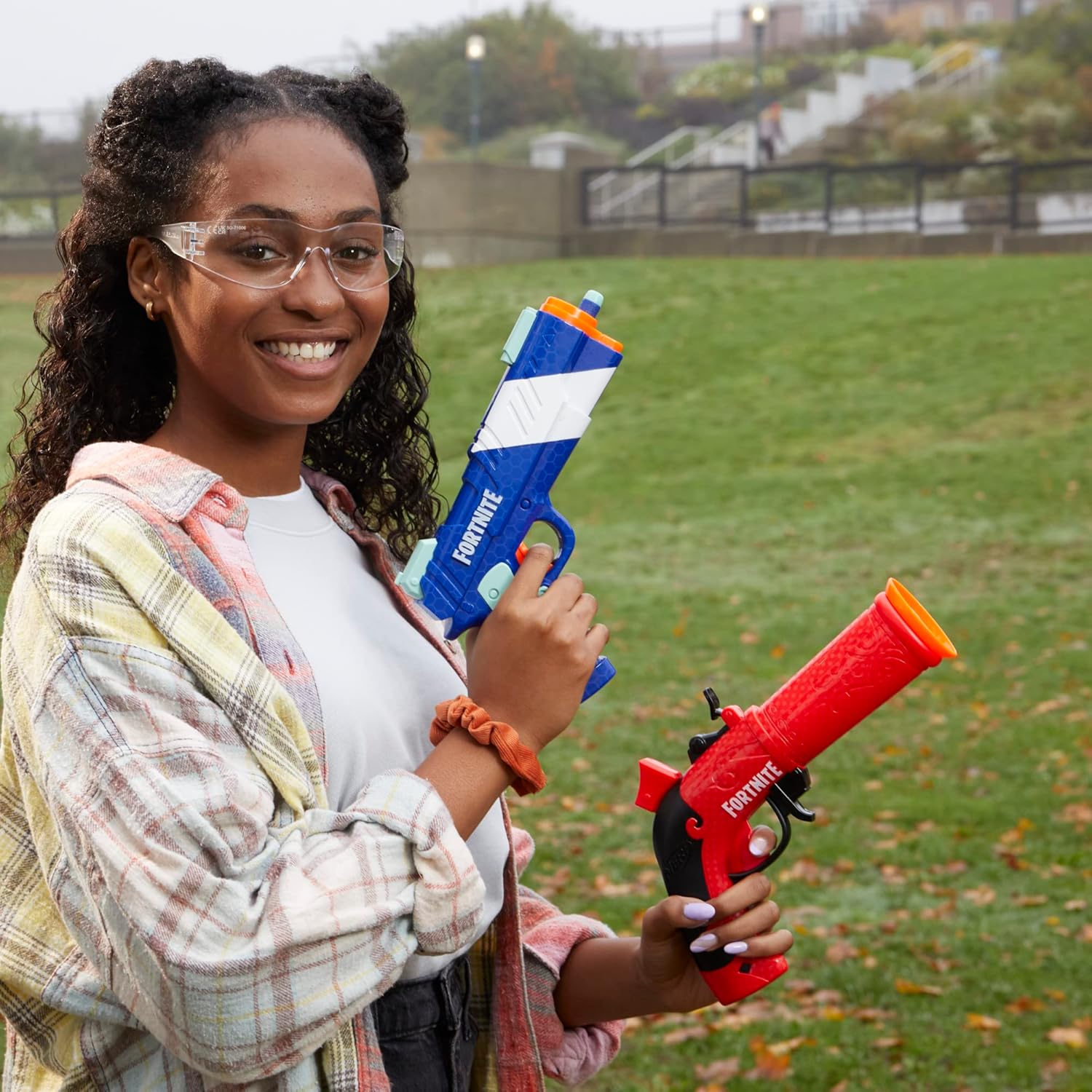 Nerf Fortnite Dual Pack – Flint-Knock and LP Toy Blasters with 6 Darts