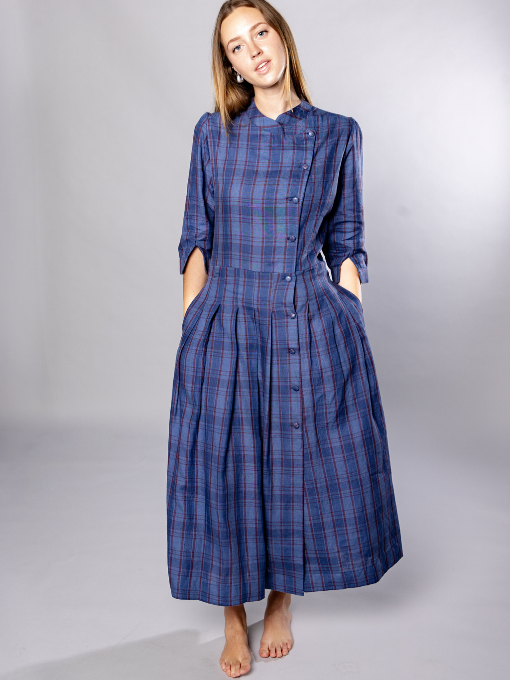 No More Nobody Talitha Organic Linen Midi Dress with Pockets – Navy Check