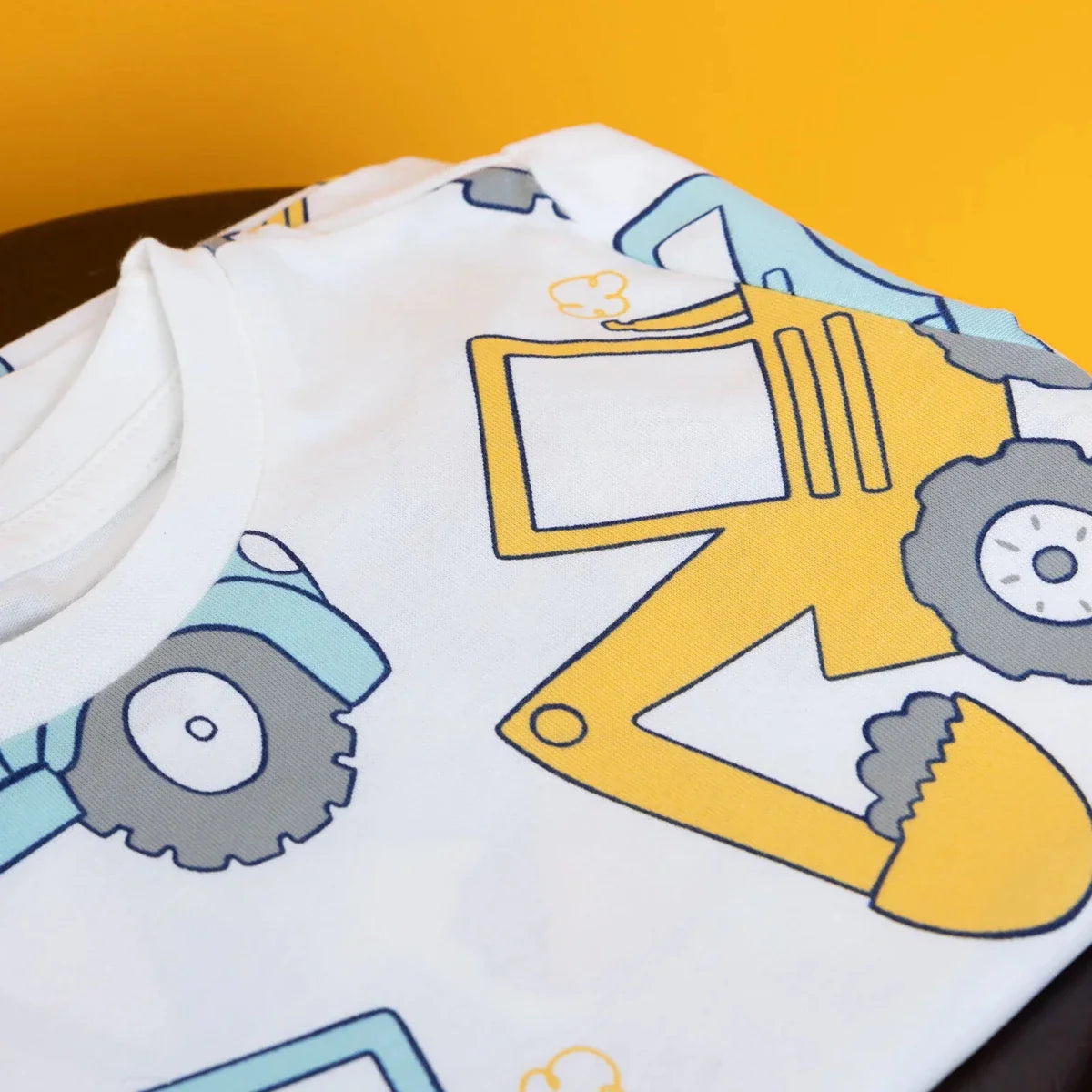 HelloBaby Boys T-shirt Construction Print Crew Neck Short Sleeve - White