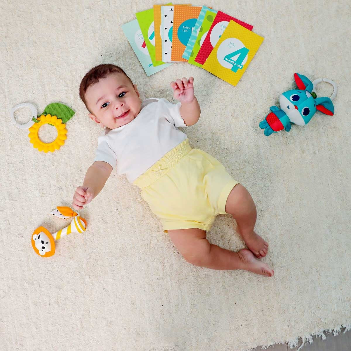 Tiny Love Meadow Days Newborn Gift Set: Inspire Your Baby's Development from Day One