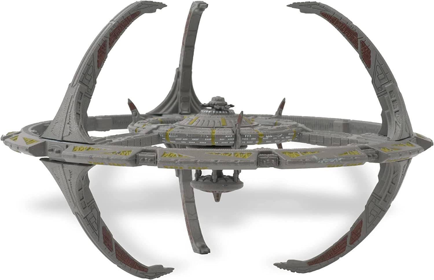 #01 Deep Space 9 DS9 Model Die-cast Ship SPECIAL ISSUE (Eaglemoss / Star Trek)