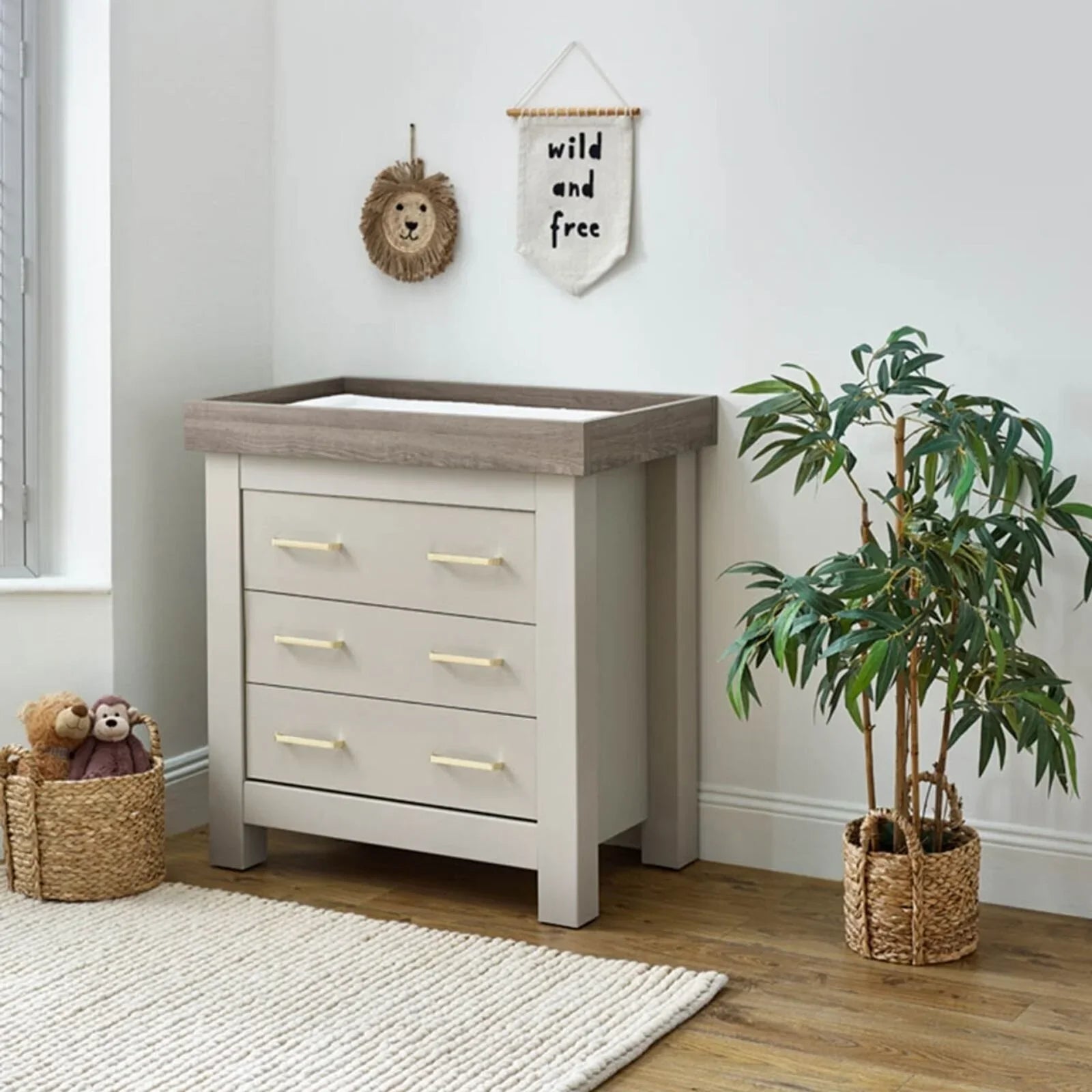 Charnwood Bordeaux Dresser & Baby Changer - Oatmeal