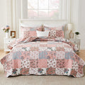 Qucover Pink Floral Patchwork Bedspread Set – 3-Piece Double Quilted Quilt