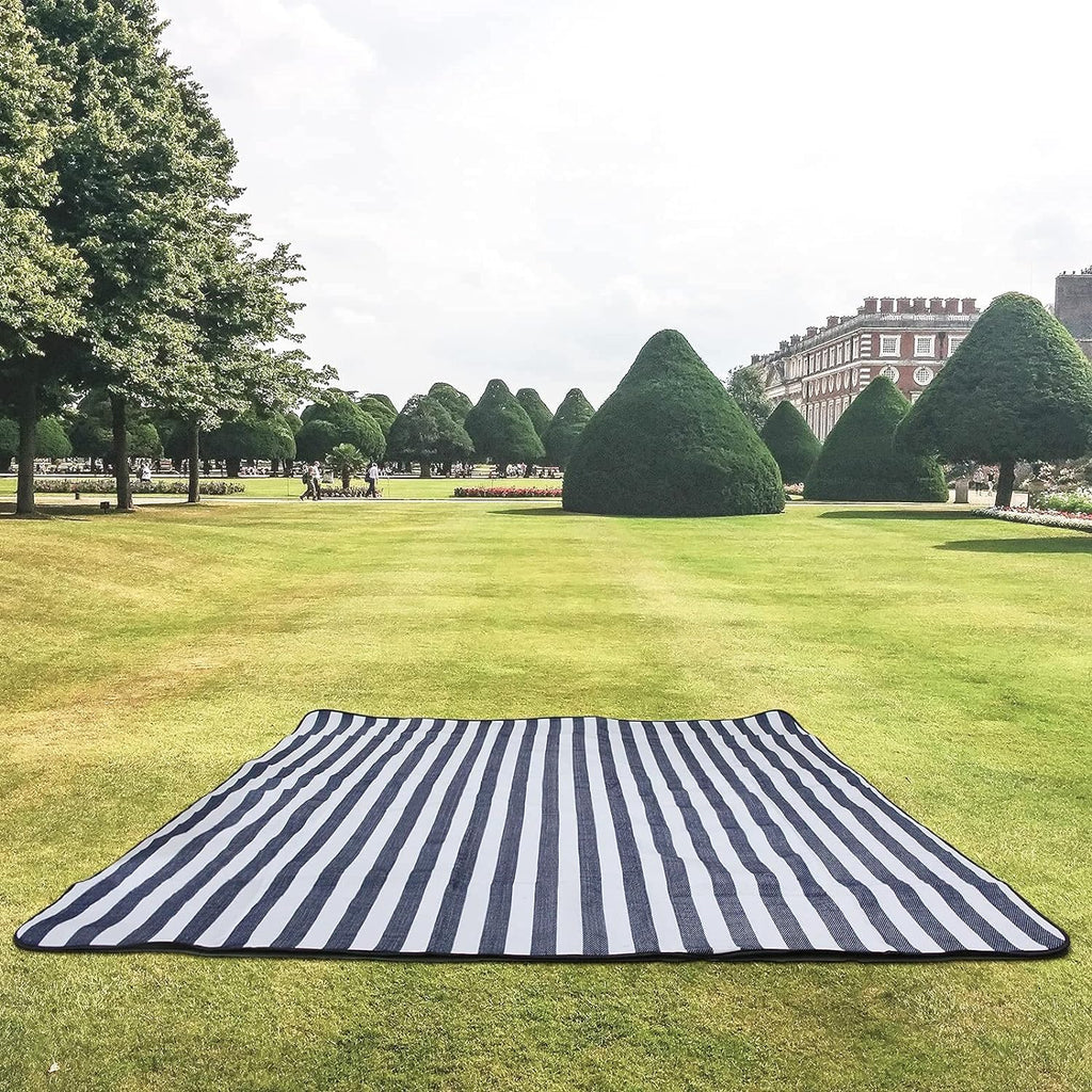 Goodsnetic Oversized Picnic Blanket | 79x79 Waterproof Sandproof Beach Mat