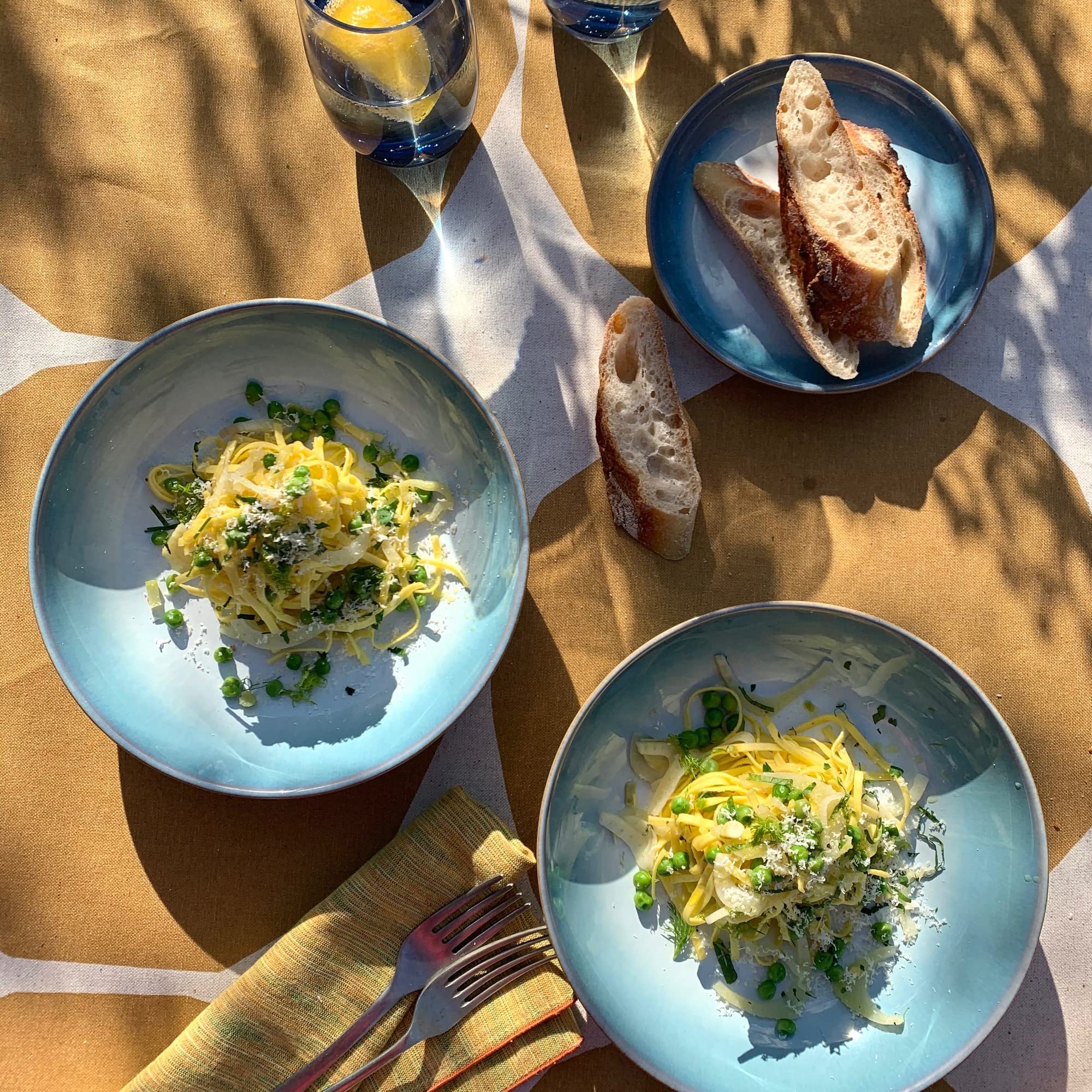 Denby Azure Haze Pasta Bowls | Set of 4 Large 1050ml Stoneware Blue