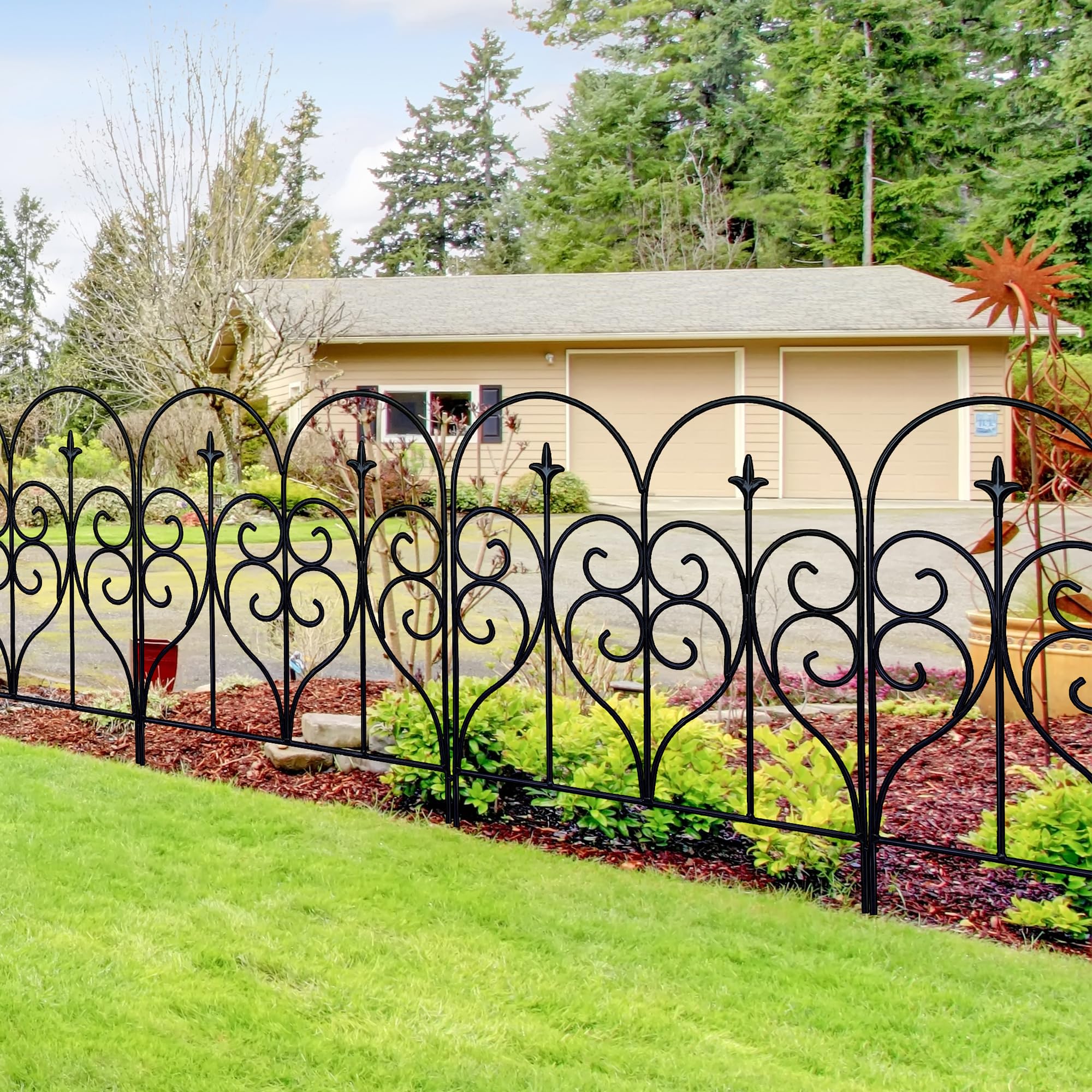 Thealyn Rustproof Metal Garden Fence – 5 Panels, 3m Long Animal Barrier
