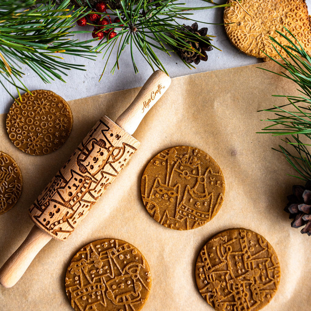 3-Piece Mini Embossed Rolling Pin Set – Engraved Beech Wood