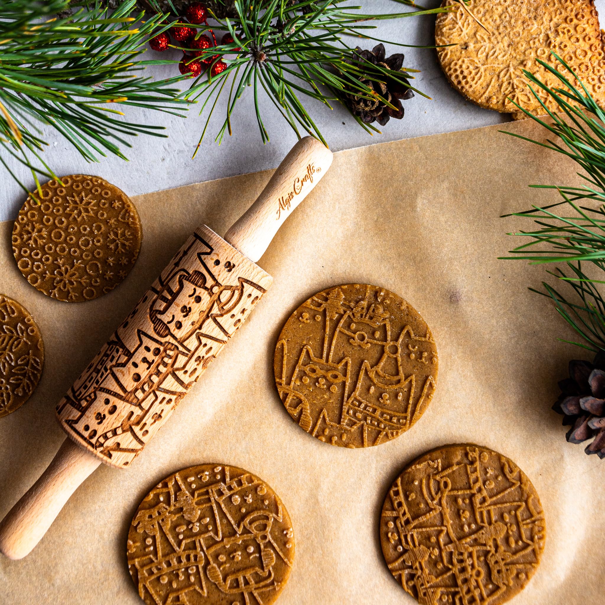 3-Piece Mini Embossed Rolling Pin Set – Engraved Beech Wood