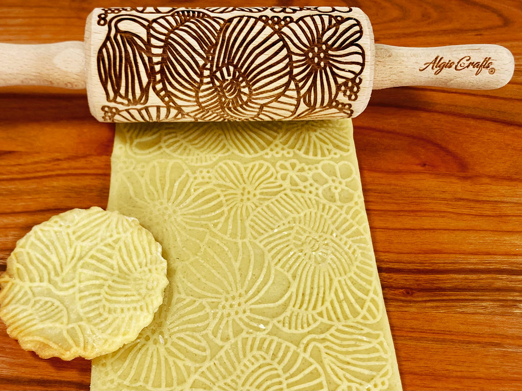Floral Textured Rolling Pin – Engraved Beech Wood Dough Roller