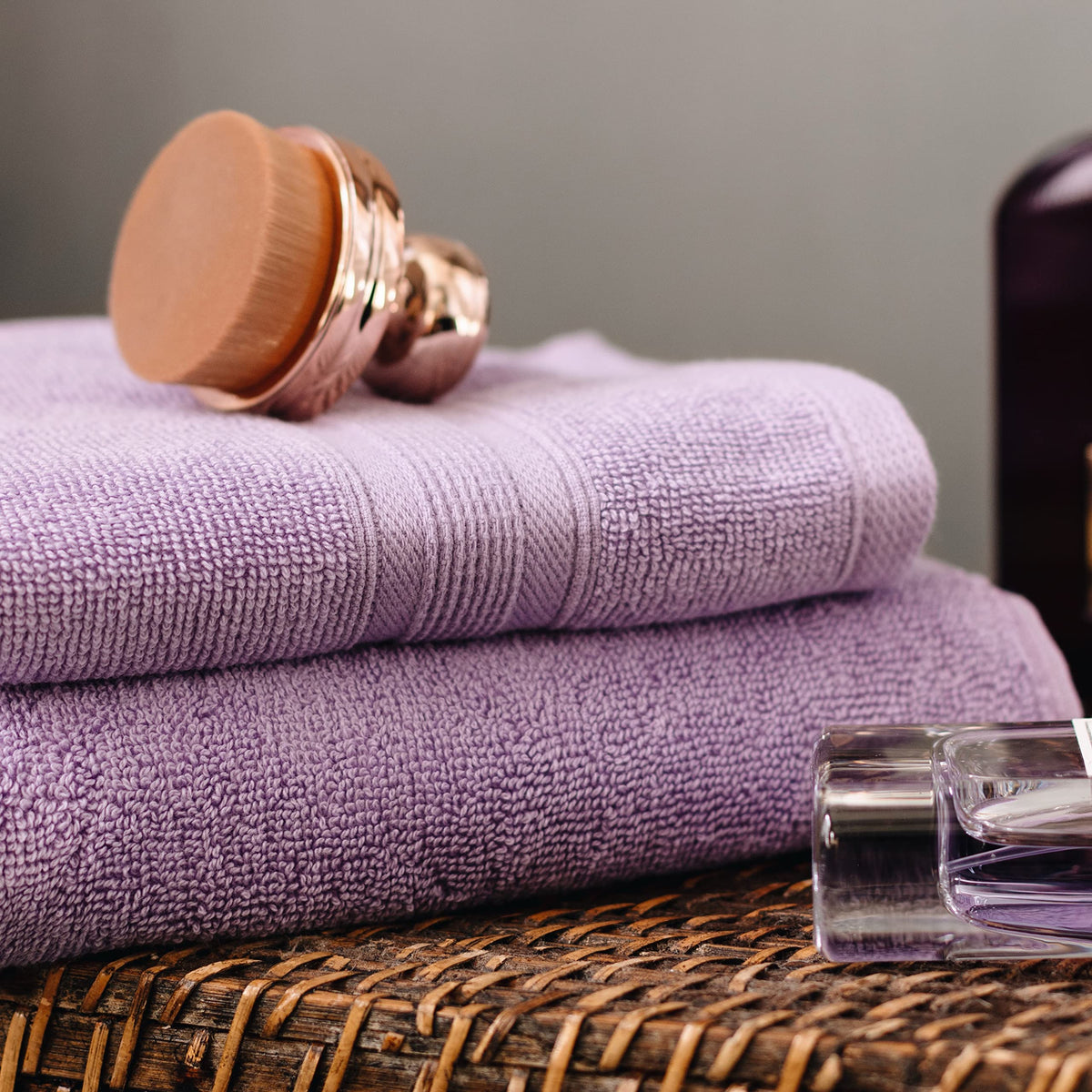Luzia 8 Piece Towel Set - 100% Turkish Cotton, Premium Quality - 2 Bath Towels 2 Hand Towels and 4 Washcloths Lavender - image 4
