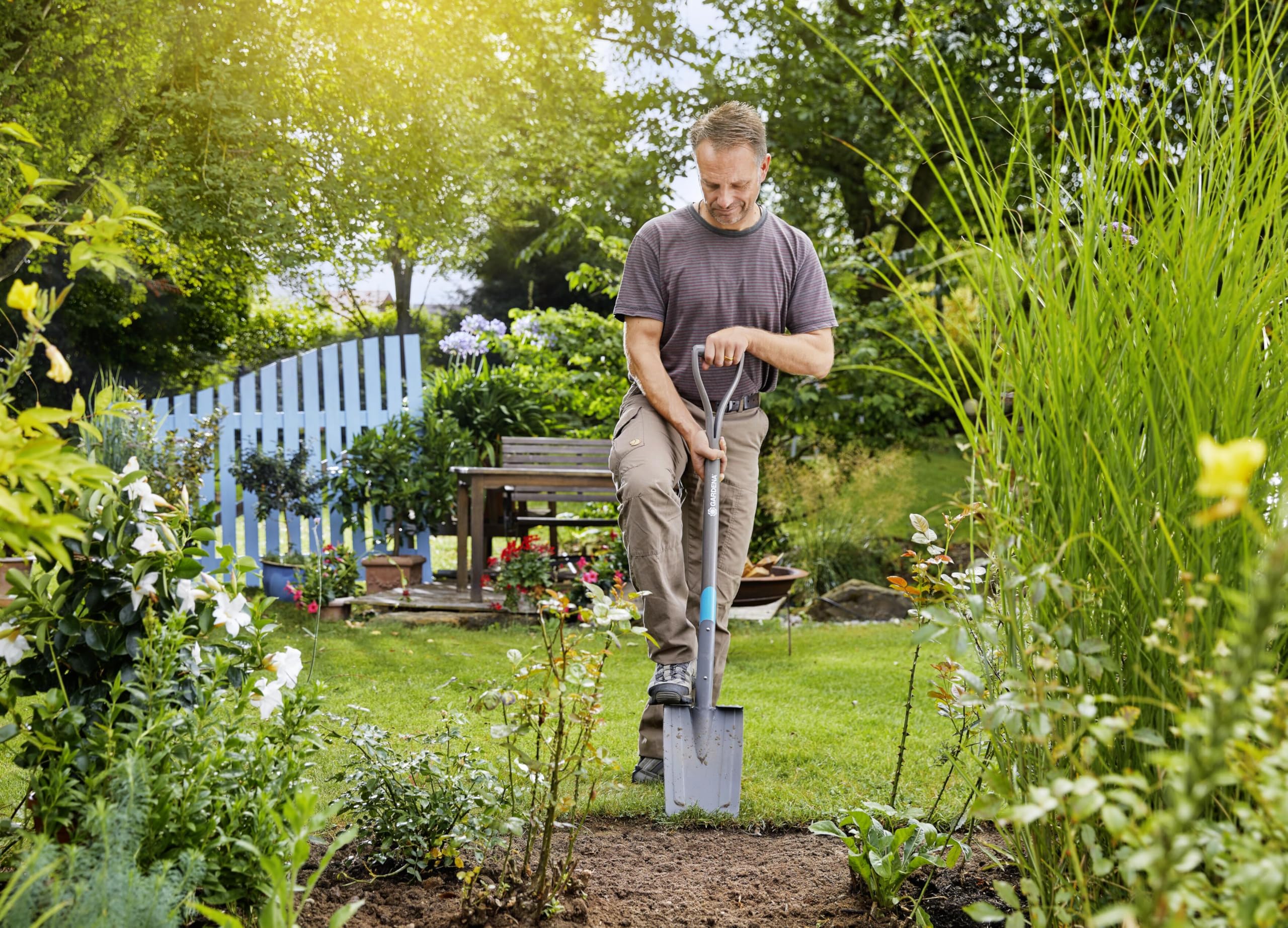 Gardena NatureLine Pointed Spade | FSC Ashwood D-Handle Garden Tool