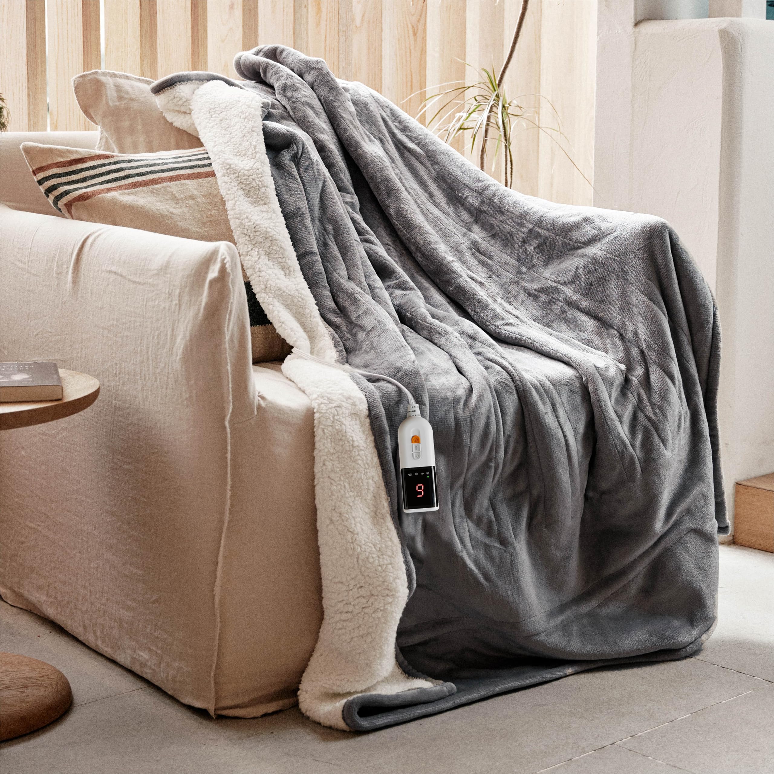 GOTCOZY Heated Blanket Electric Throw – Silky Plush 130x160cm (Green)