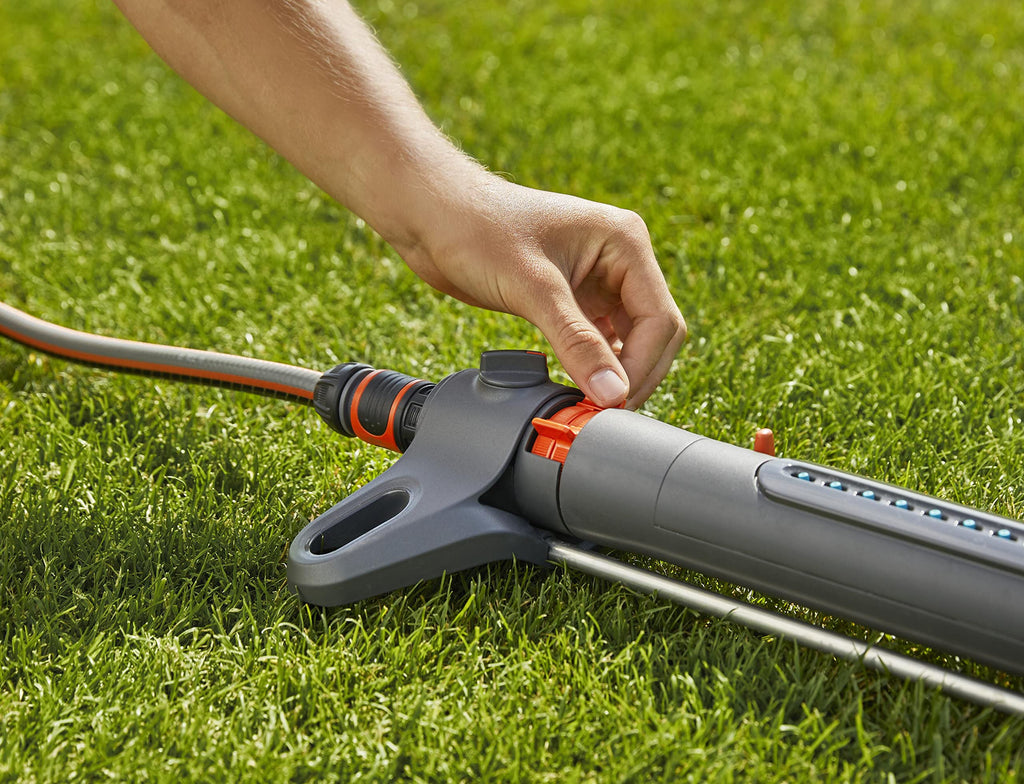 Gardena AquaZoom M Rectangular Sprinkler – 250 m² Irrigation Area