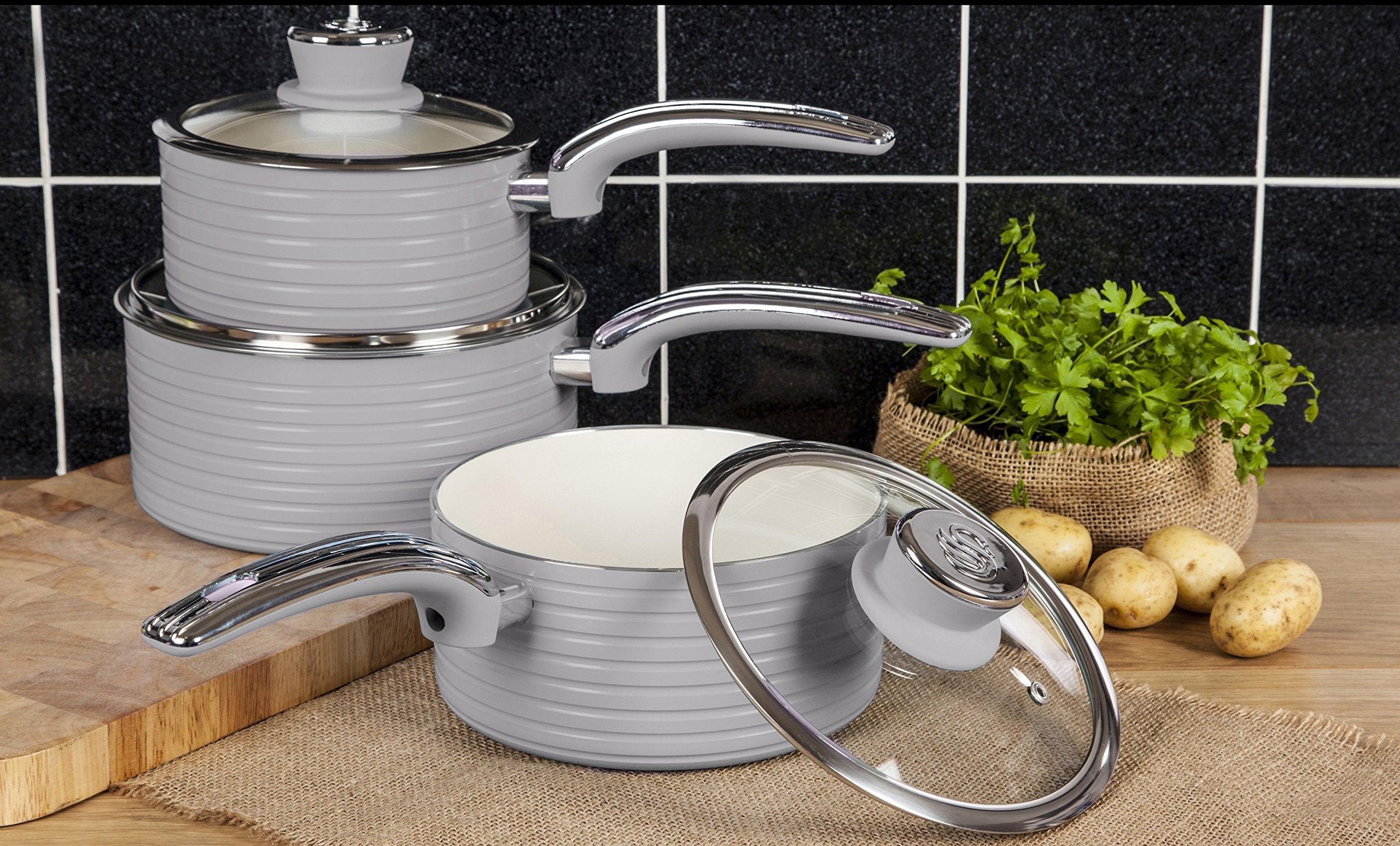 Swan Retro 3 Piece Induction Saucepan Set – Non-Stick Ceramic, Grey