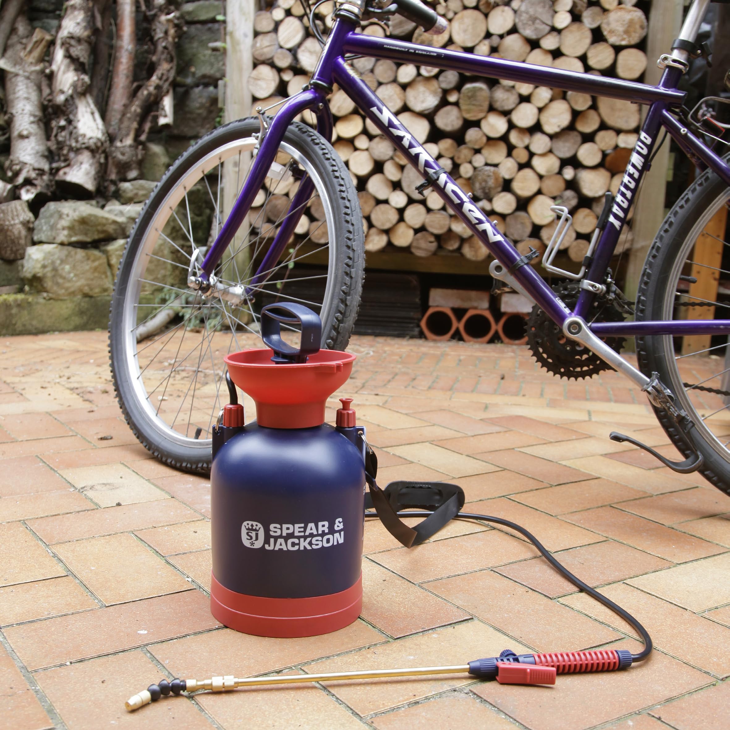 Spear & Jackson 3L Pump Action Pressure Sprayer | Garden & Car Care