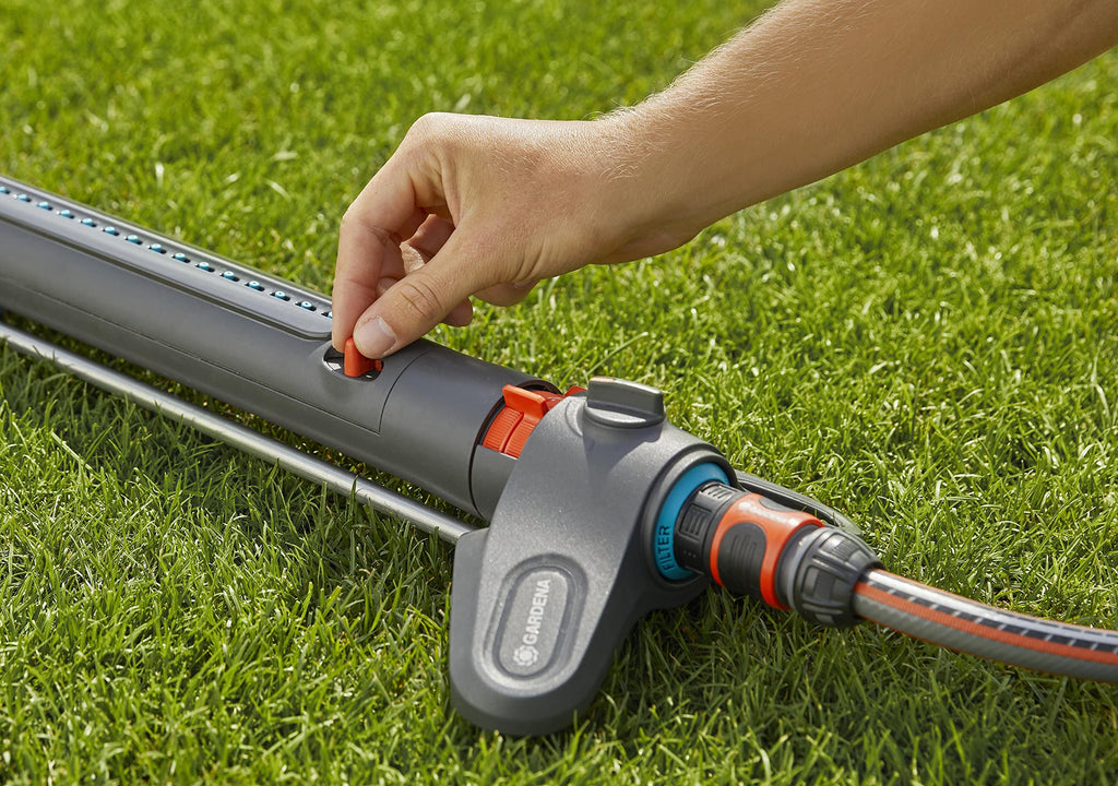 Gardena AquaZoom M Rectangular Sprinkler – 250 m² Irrigation Area