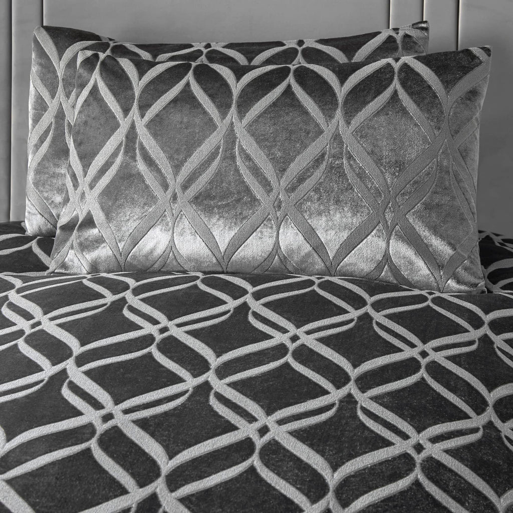 Soiree Ogee Velvet Duvet Cover Set – Super King Bedding in Slate Grey