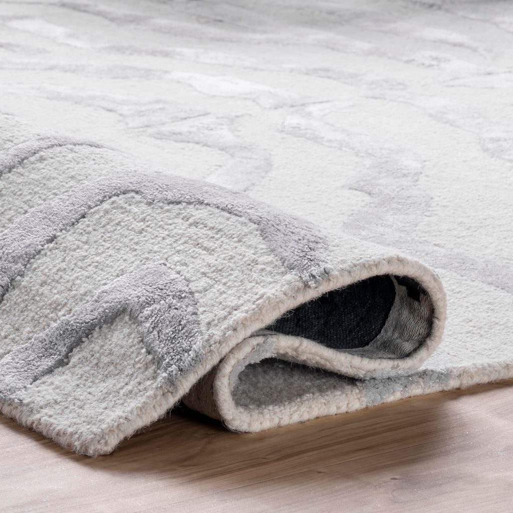 nuLOOM Hand Tufted Zebra Accent Rug | Grey Wool & Viscose, 2' x 3'