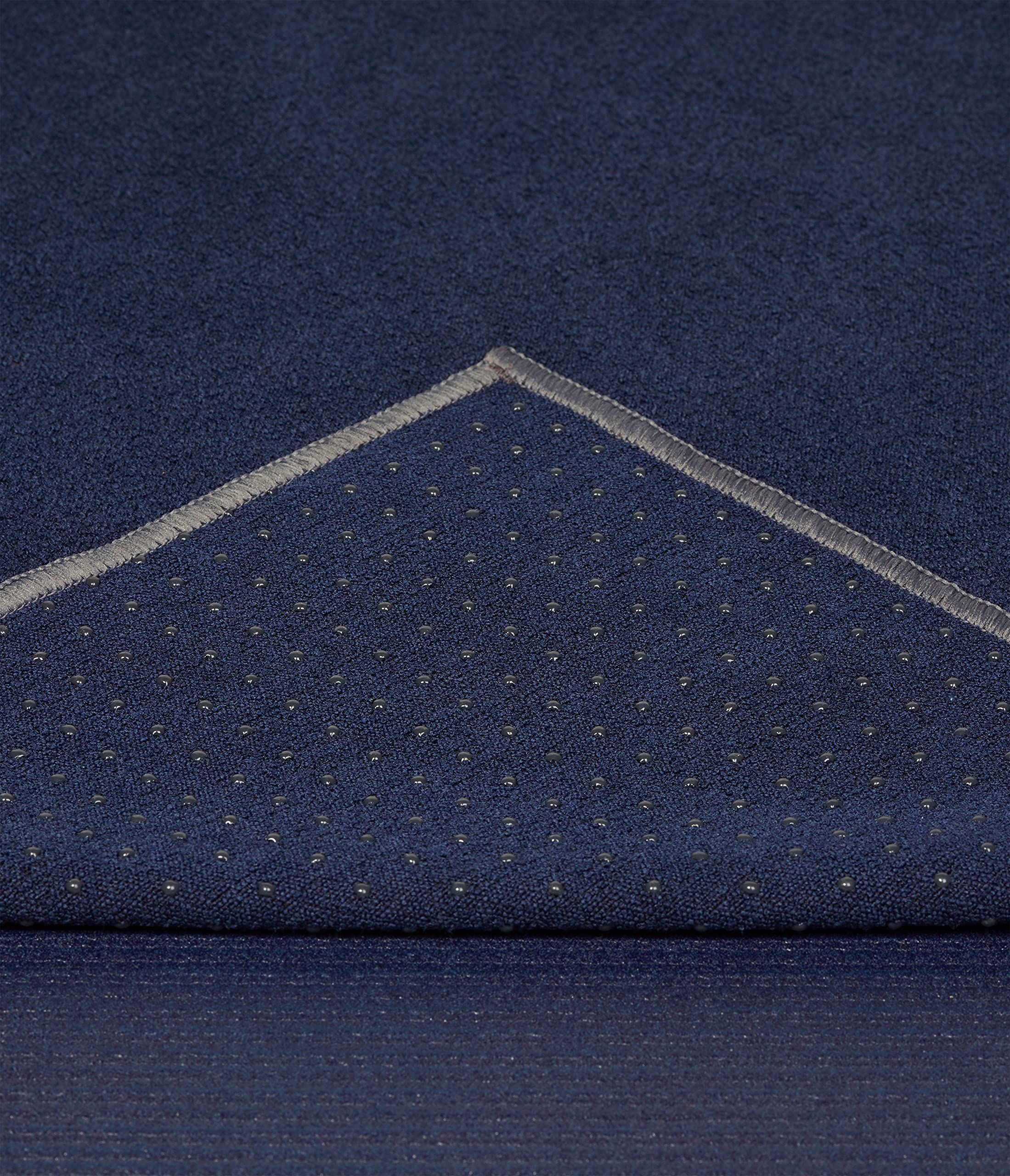 Manduka Yogitoes Non-Slip Yoga Towel – Quick Dry & Eco-Friendly, Midnight