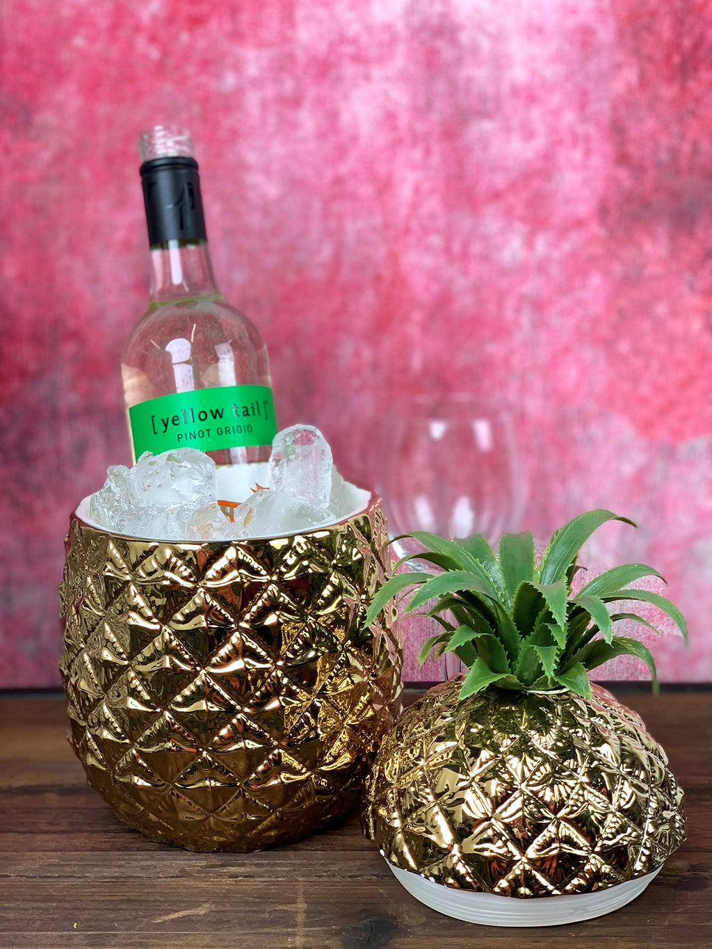 Talking Tables Gold Pineapple Ice Bucket with Lid – Double Walled Dolomite