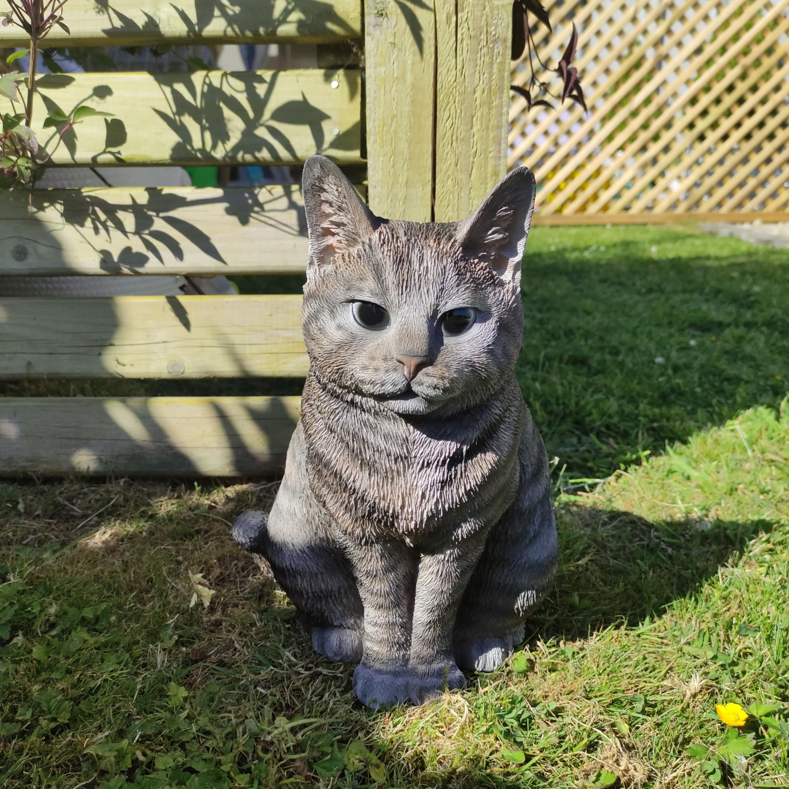Vivid Arts Tabby Sitting Cat Statue – Lifelike Resin Garden Ornament