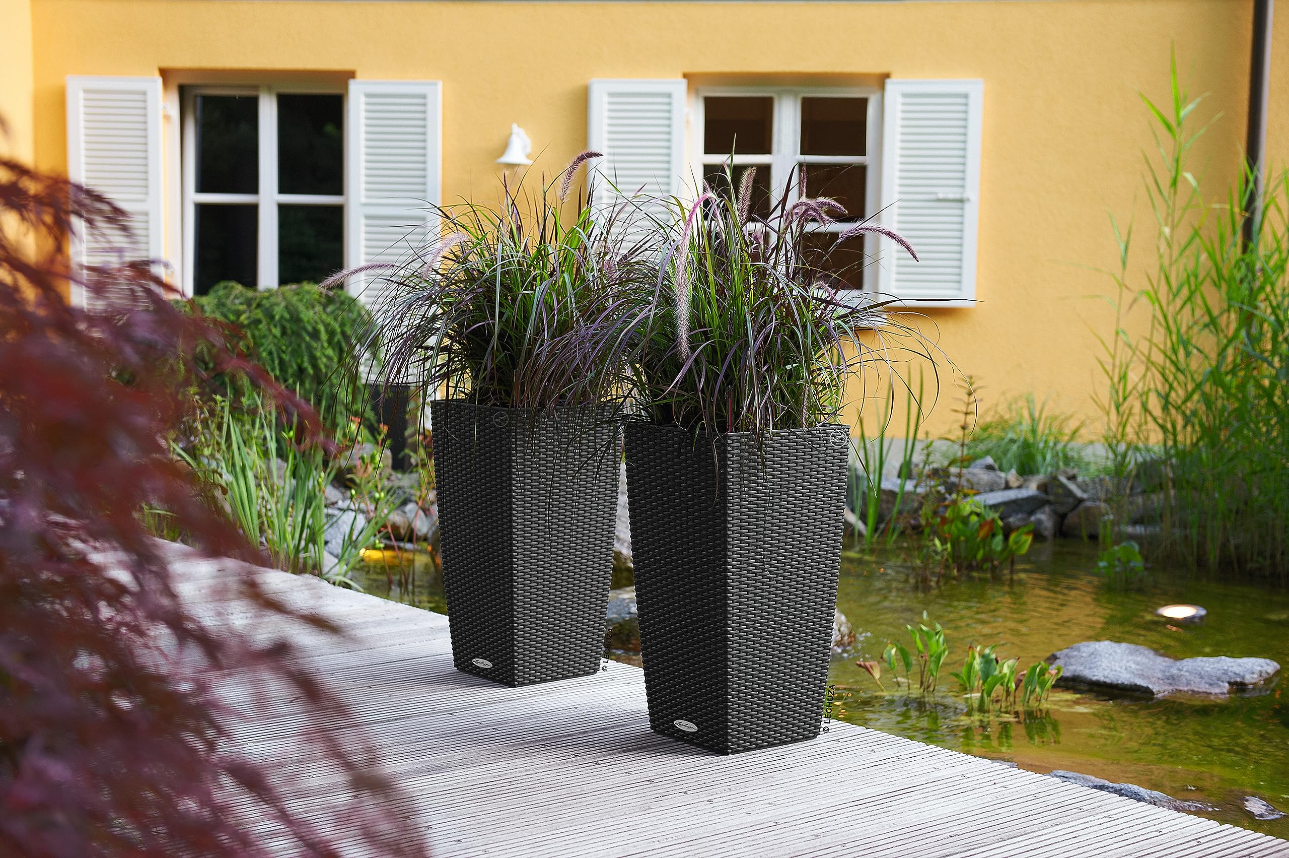 Lechuza Cubico Cottage 30 Self-Watering Rattan Planter - Granite