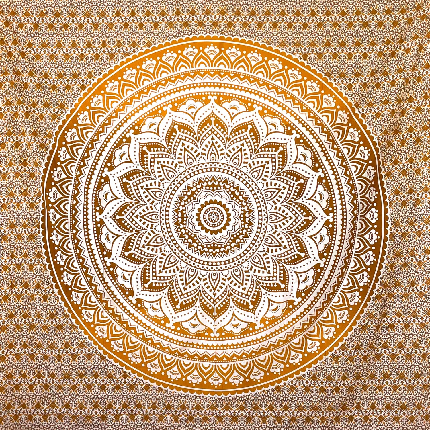 MOMOMUS Sandfree Extra Large Beach Towel – Mandala XXL Brown 210x230cm